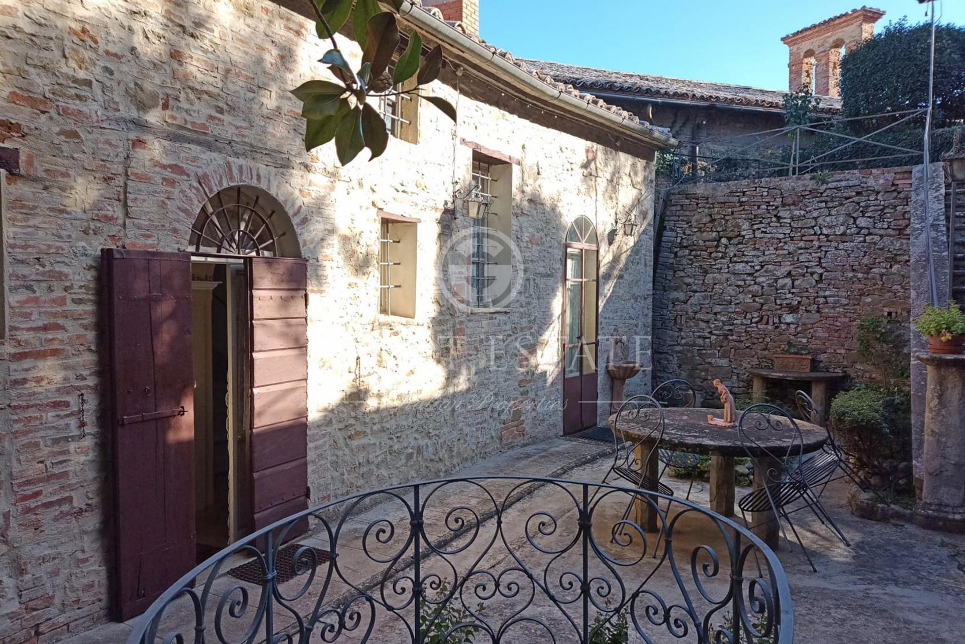 Другой в Panicale, Umbria 11161249