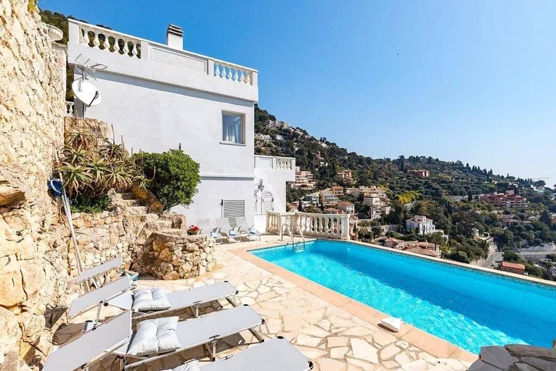 жилой дом в Villefranche-sur-Mer, Provence-Alpes-Côte d'Azur 11161264