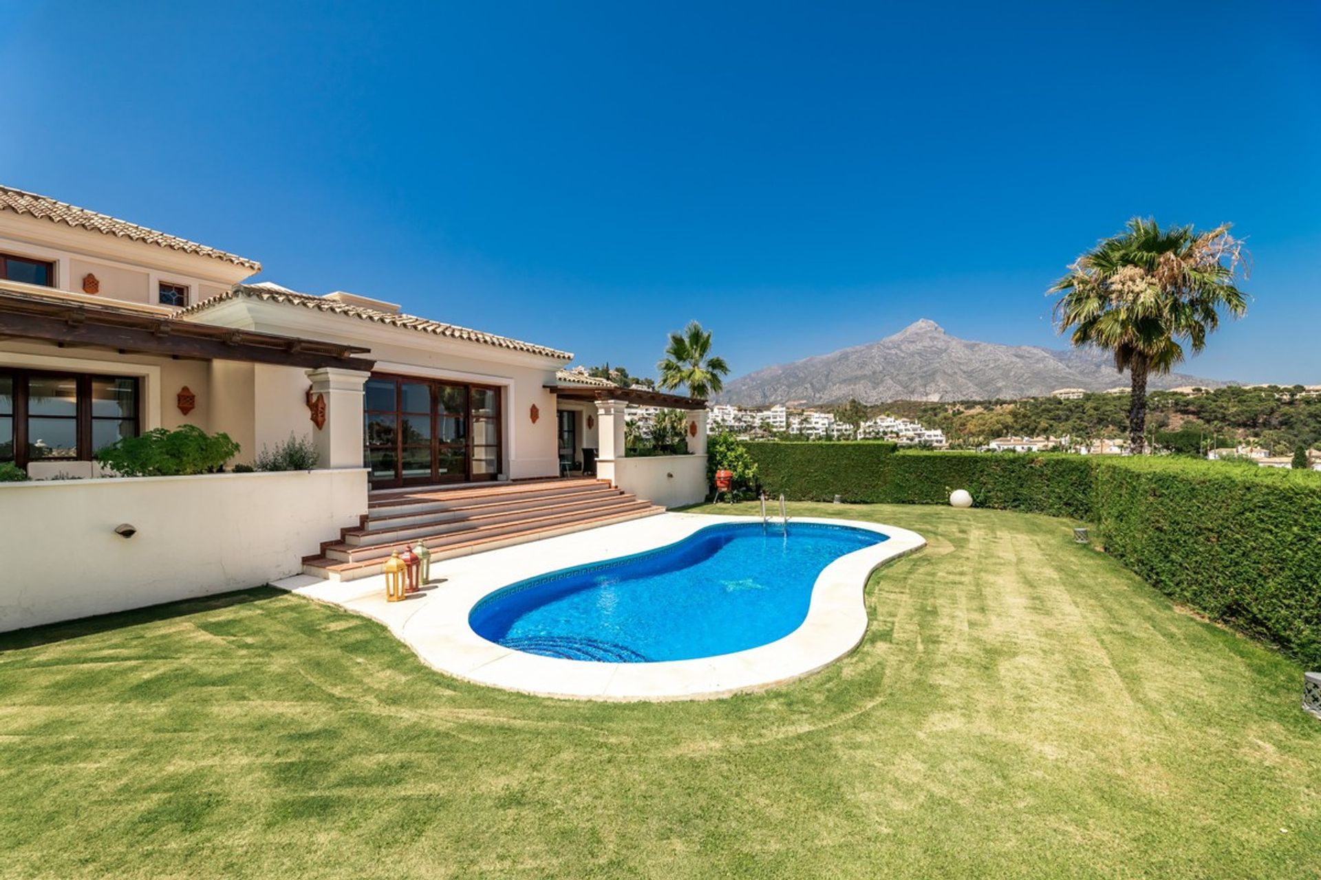 rumah dalam Marbella, Andalucía 11162914