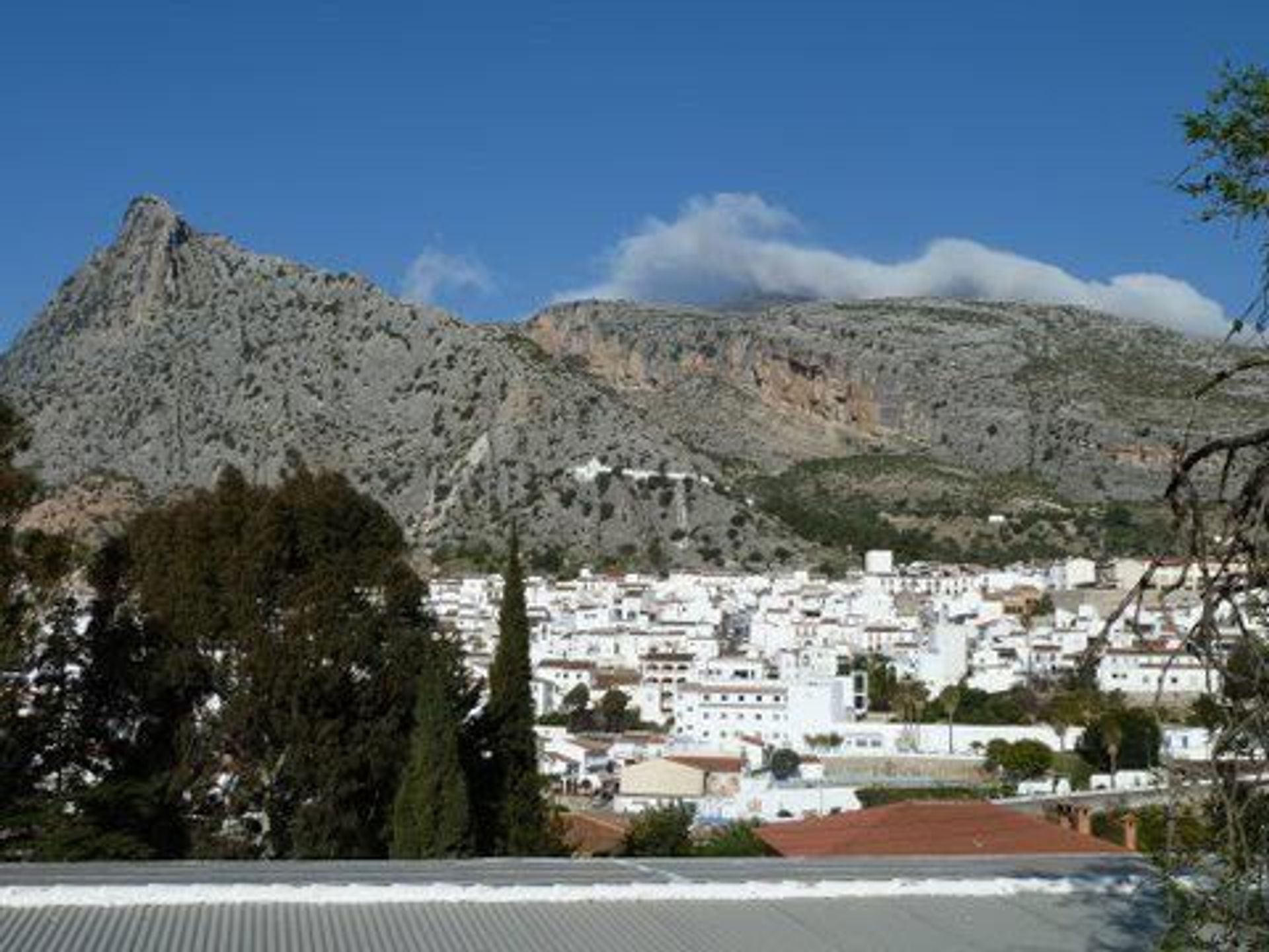 Будинок в Álora, Andalucía 11163326