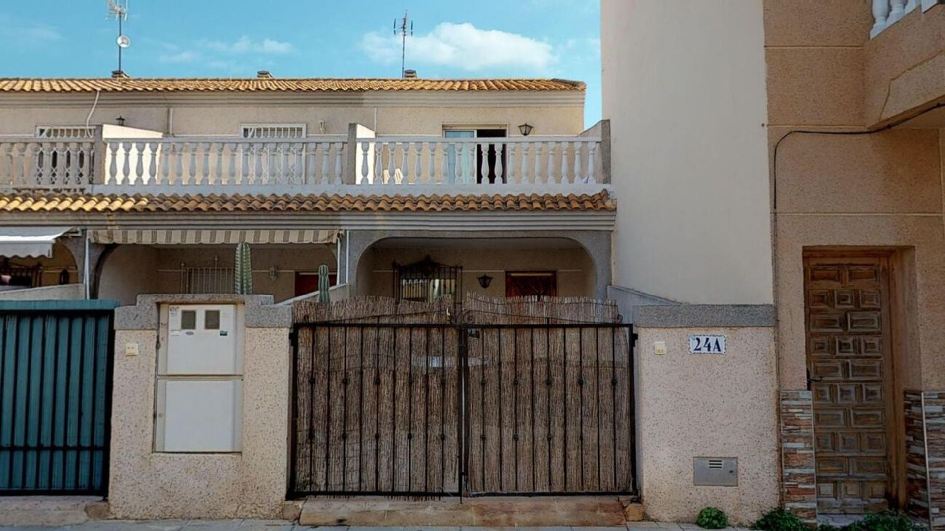 House in Pilar de la Horadada, Comunidad Valenciana 11165558