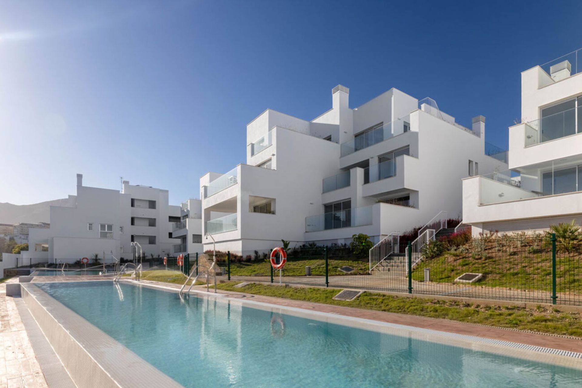 Condominium in Arroyo de la Miel, Andalusia 11165826