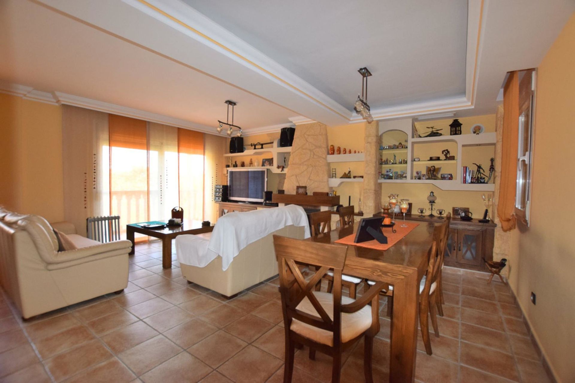 House in Fuengirola, Andalusia 11166594