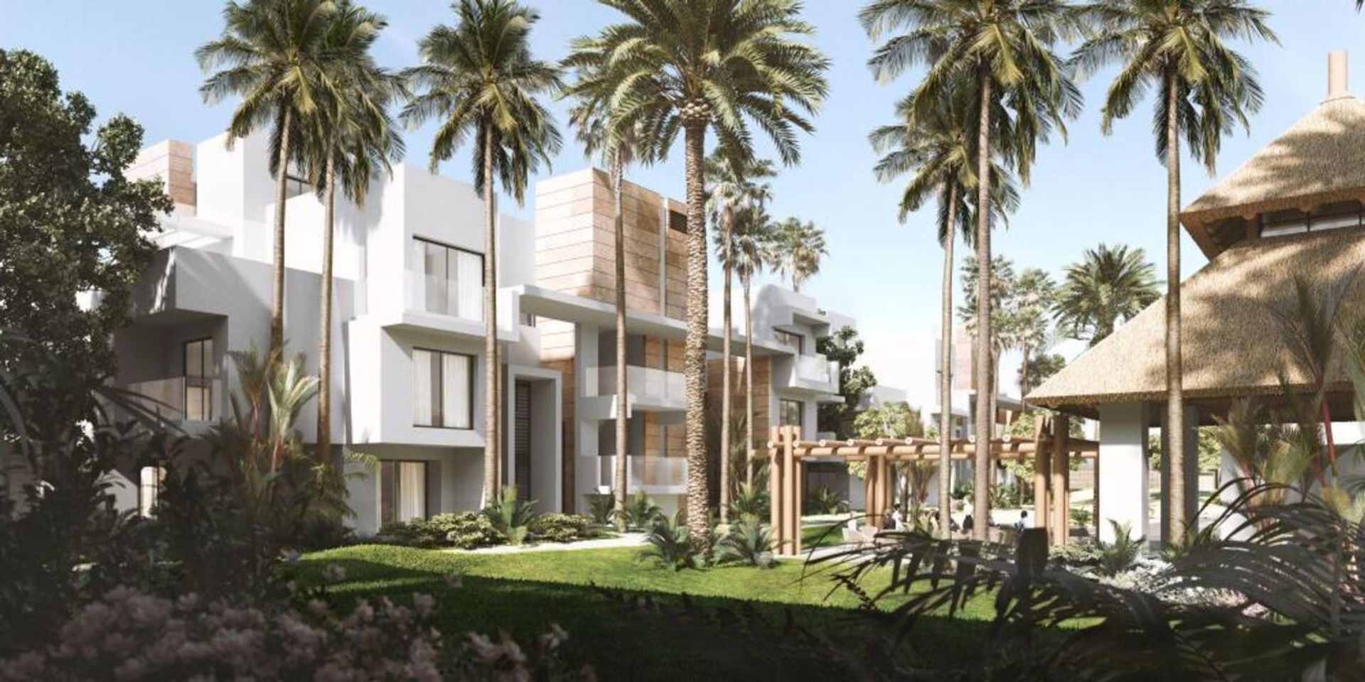 Condominium in Estepona, Andalucía 11167398