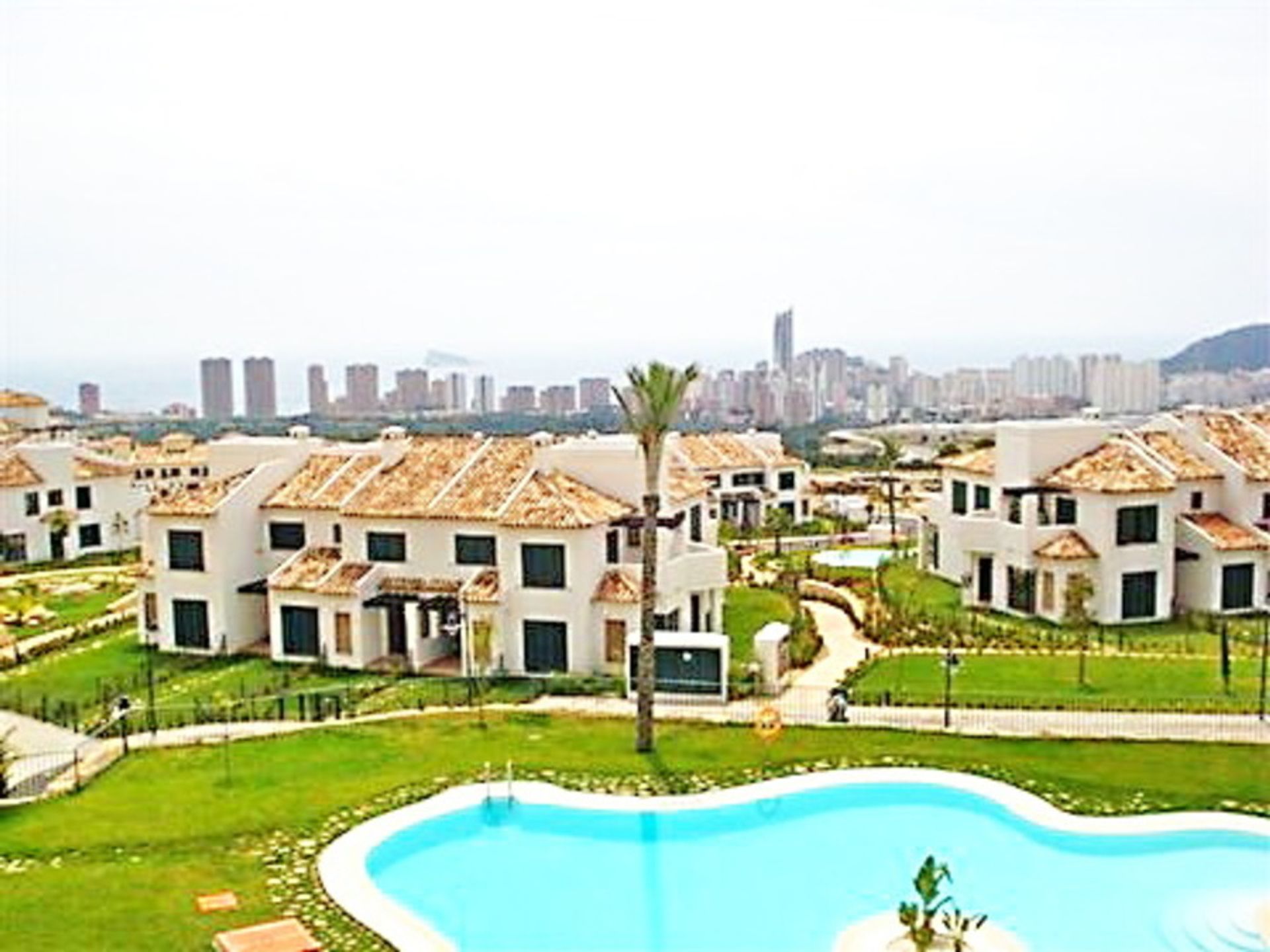 Condominio nel La Vila Joiosa, Comunidad Valenciana 11168692