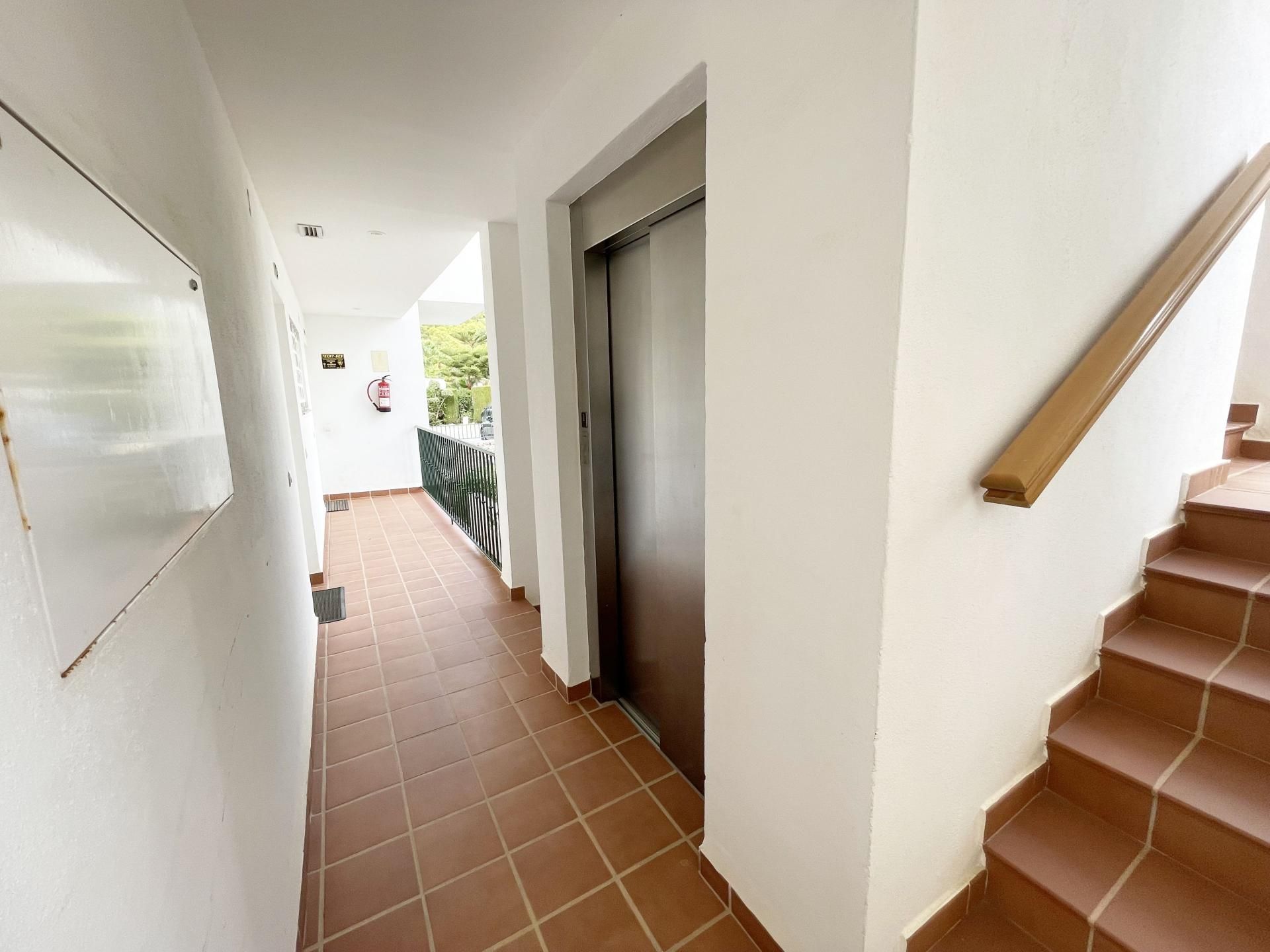 Condominium in Alhaurín el Grande, Andalucía 11169025