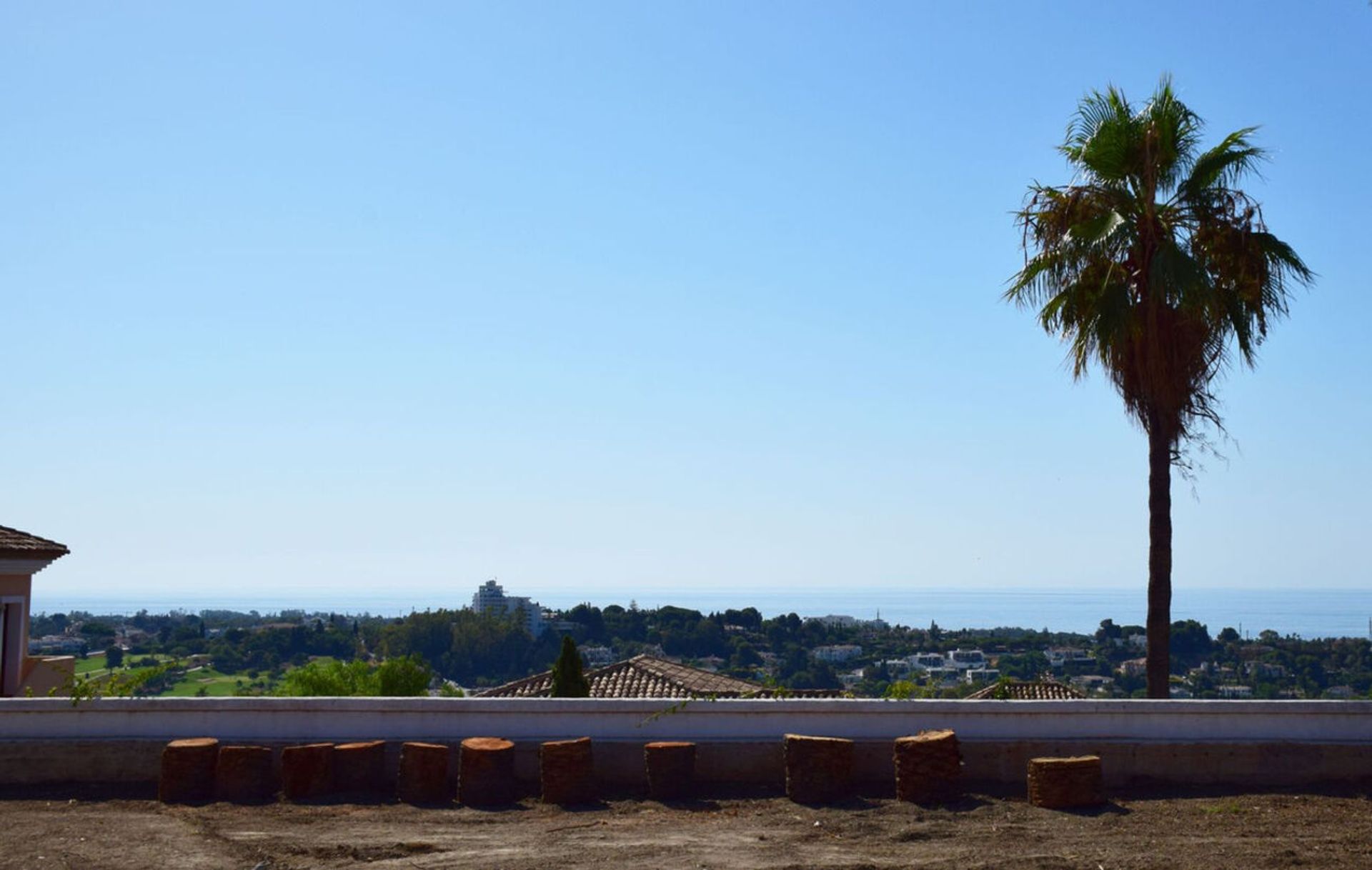 Land in Benahavís, Andalucía 11169153