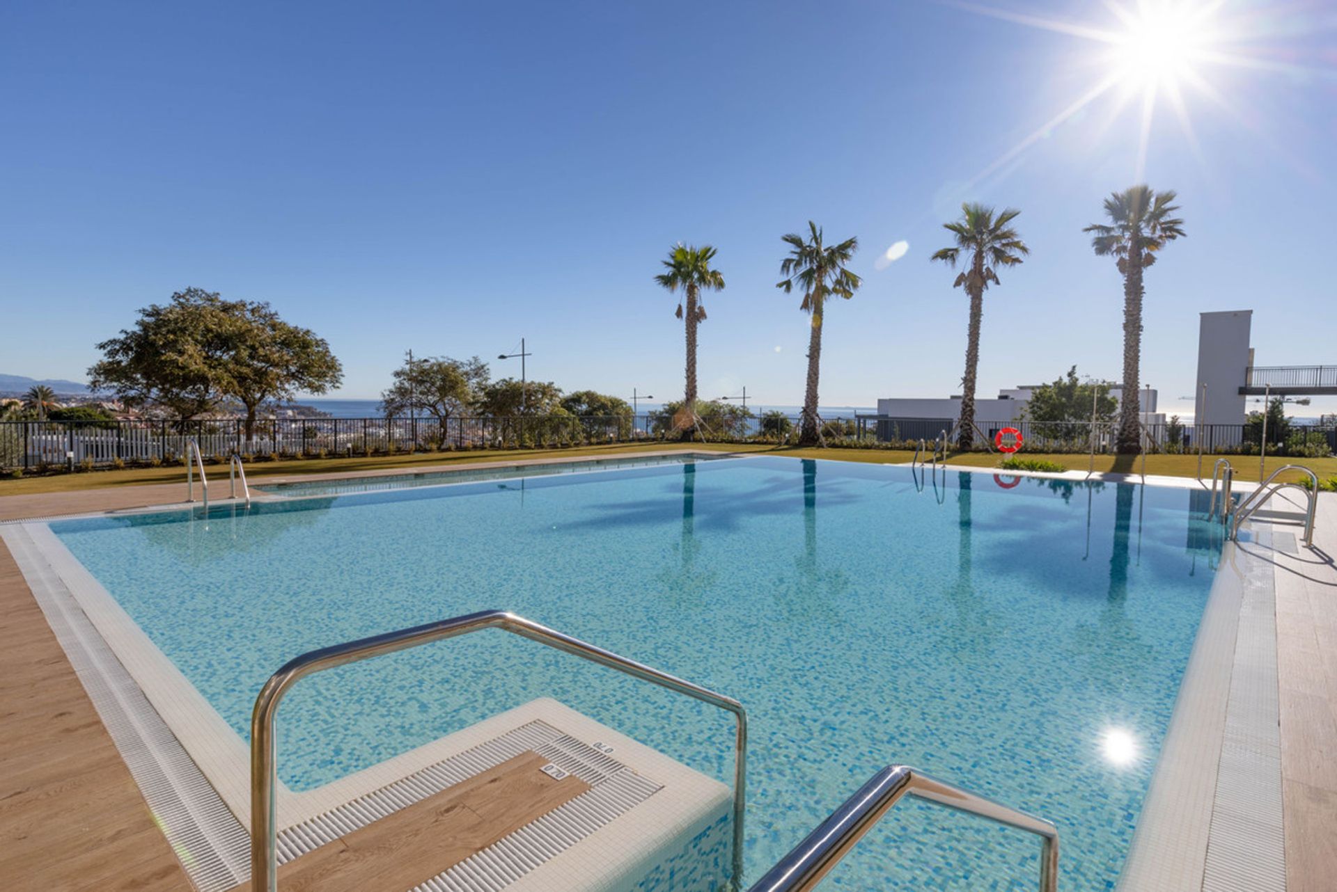 Condominium dans Estepona, Andalucía 11169179