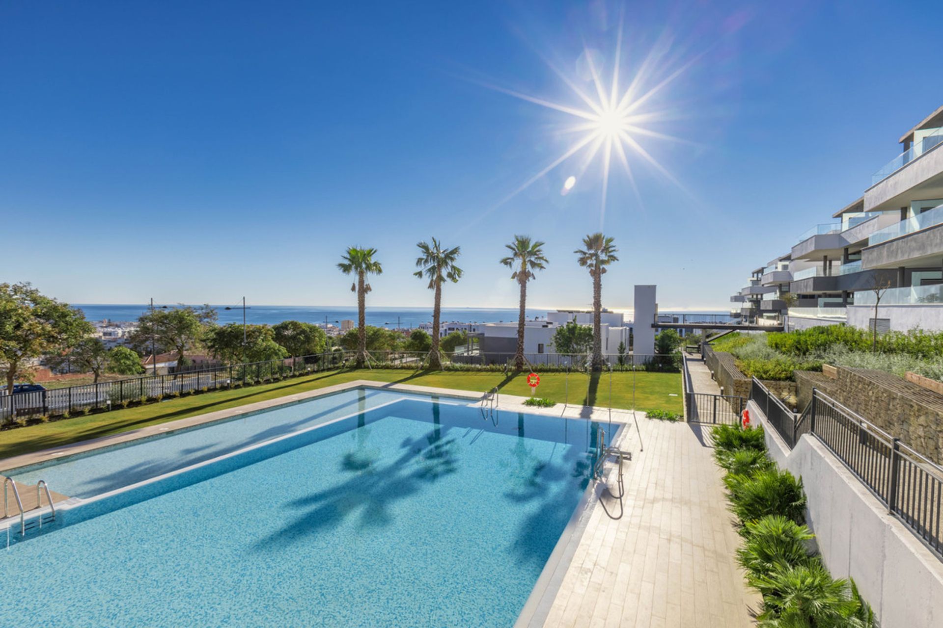 Condominium dans Estepona, Andalucía 11169179