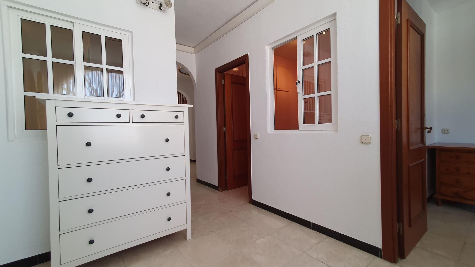 Huis in Alhaurín el Grande, Andalucía 11169604