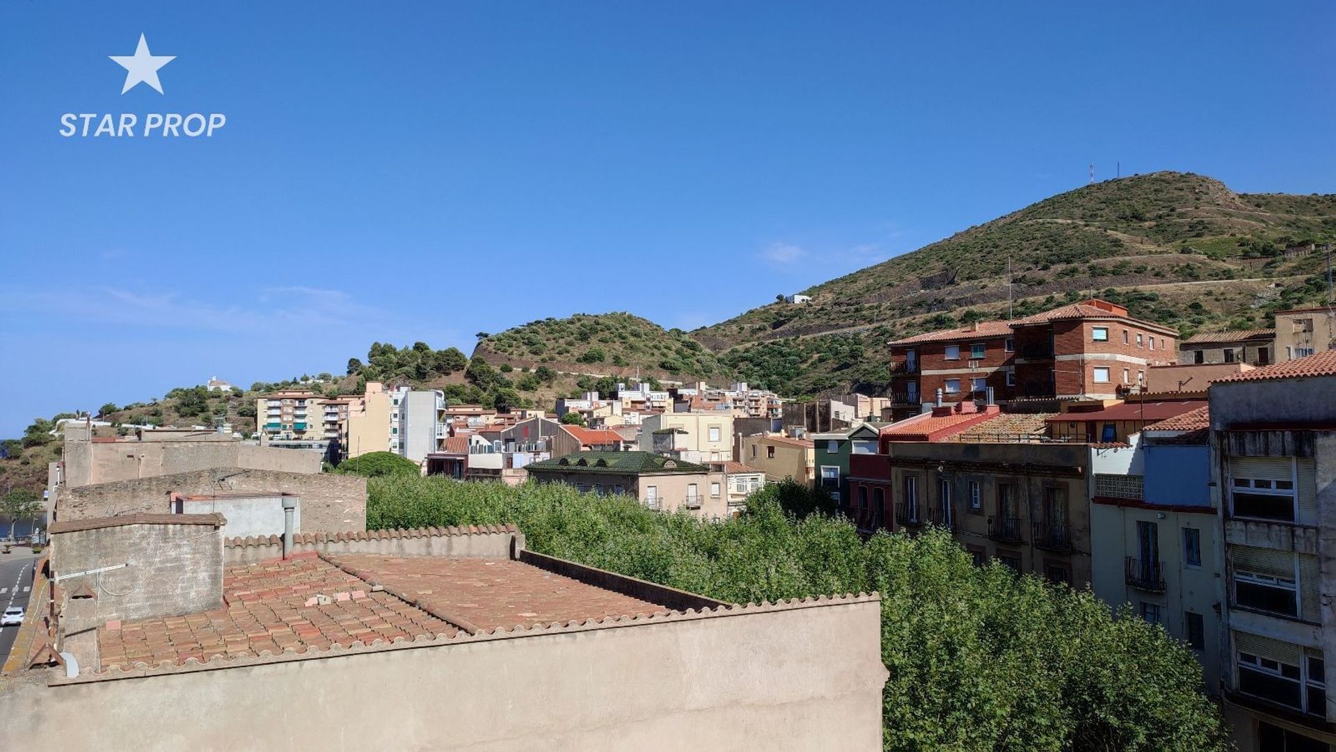 Borettslag i Port-Bou, Catalonia 11171942