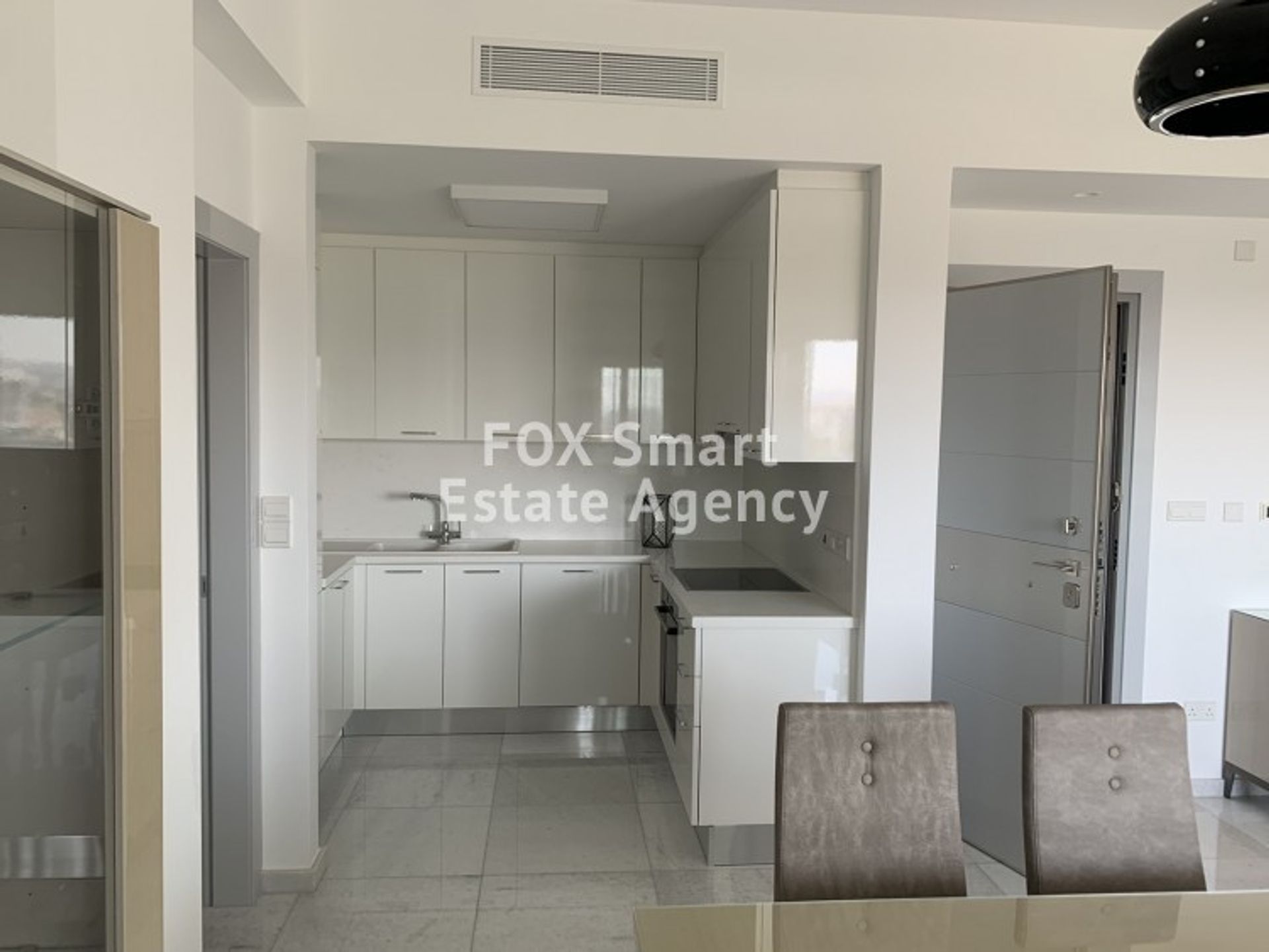 Condominium in Limassol, Lemesos 11172388