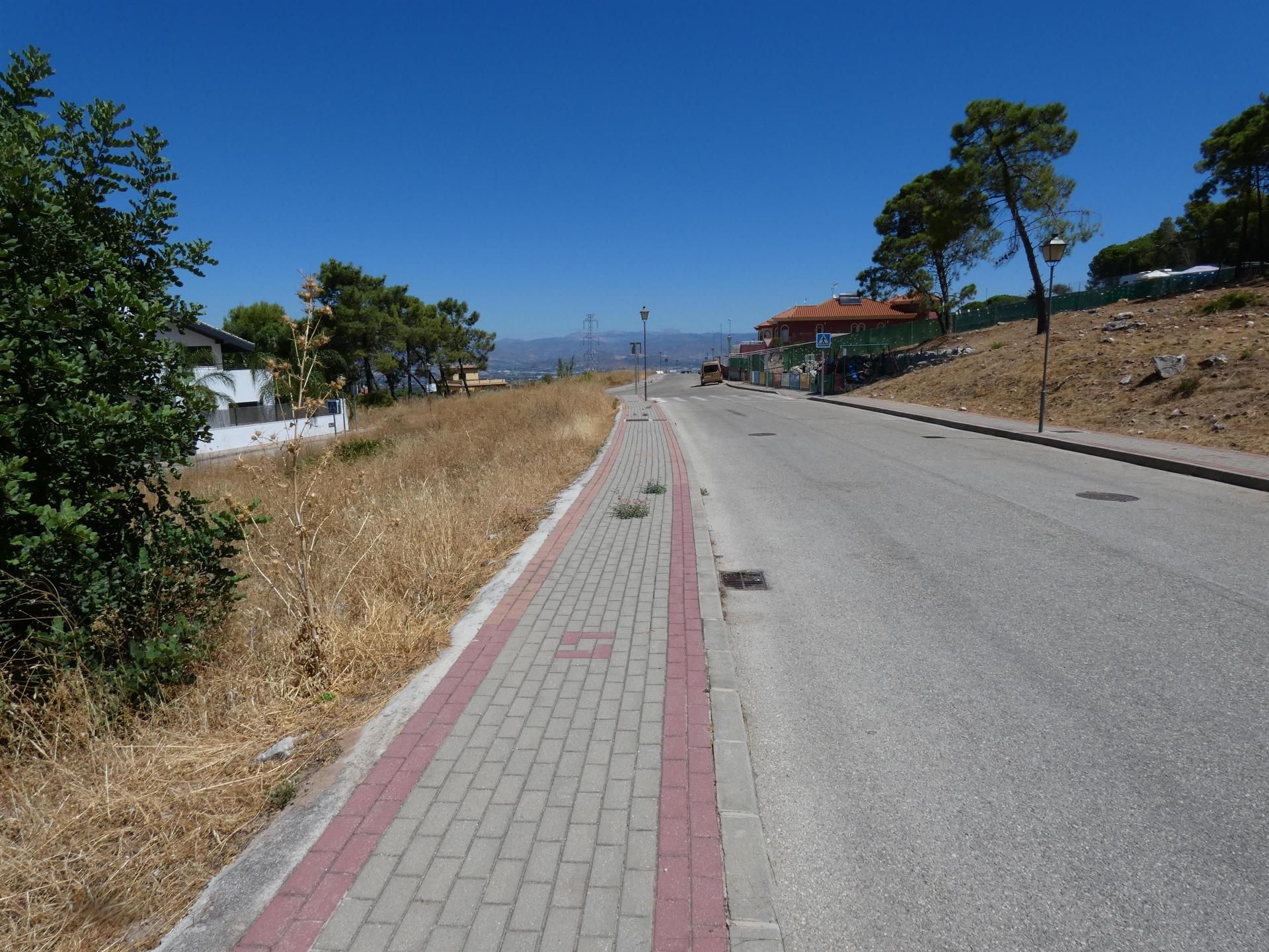 Land in Alhaurin de la Torre, Andalusië 11172441