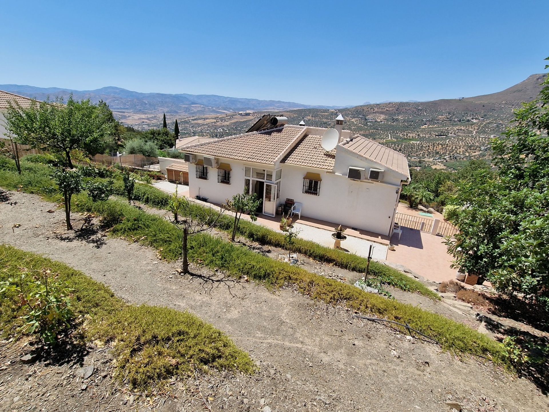 House in Alcaucín, Andalucía 11172505