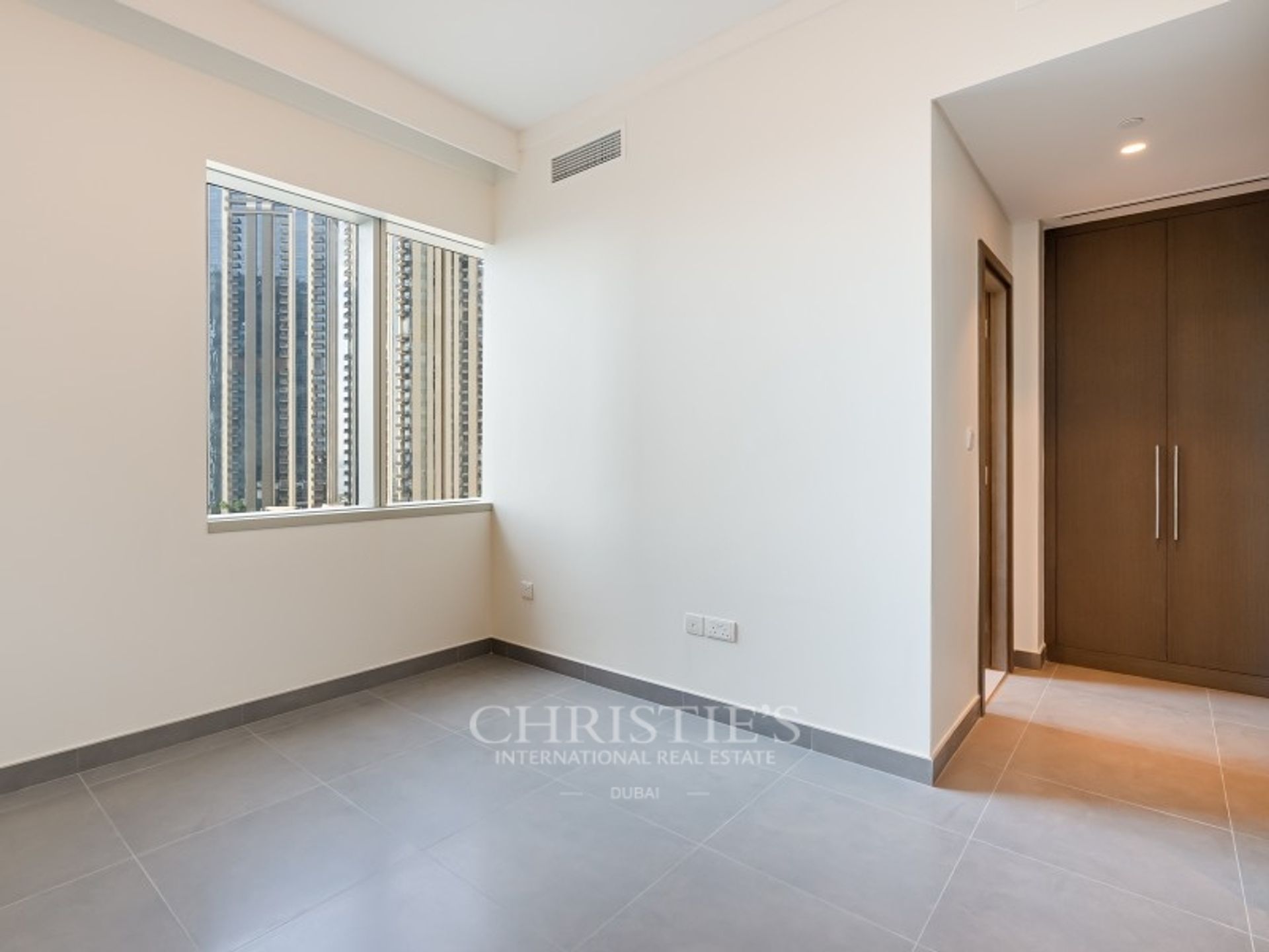 Condominium in Dubai, Dubai 11172735