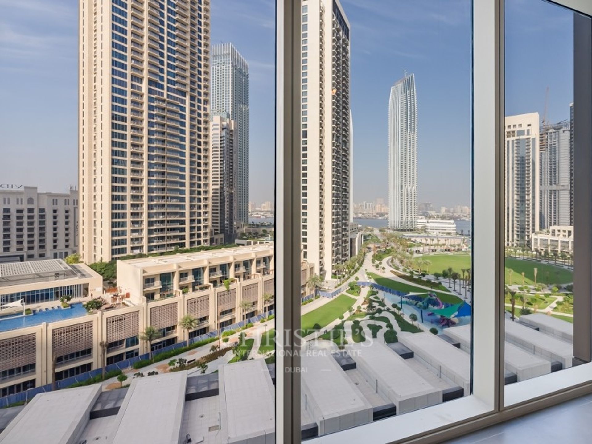 Condominium dans Warisan, Dubaï 11172735