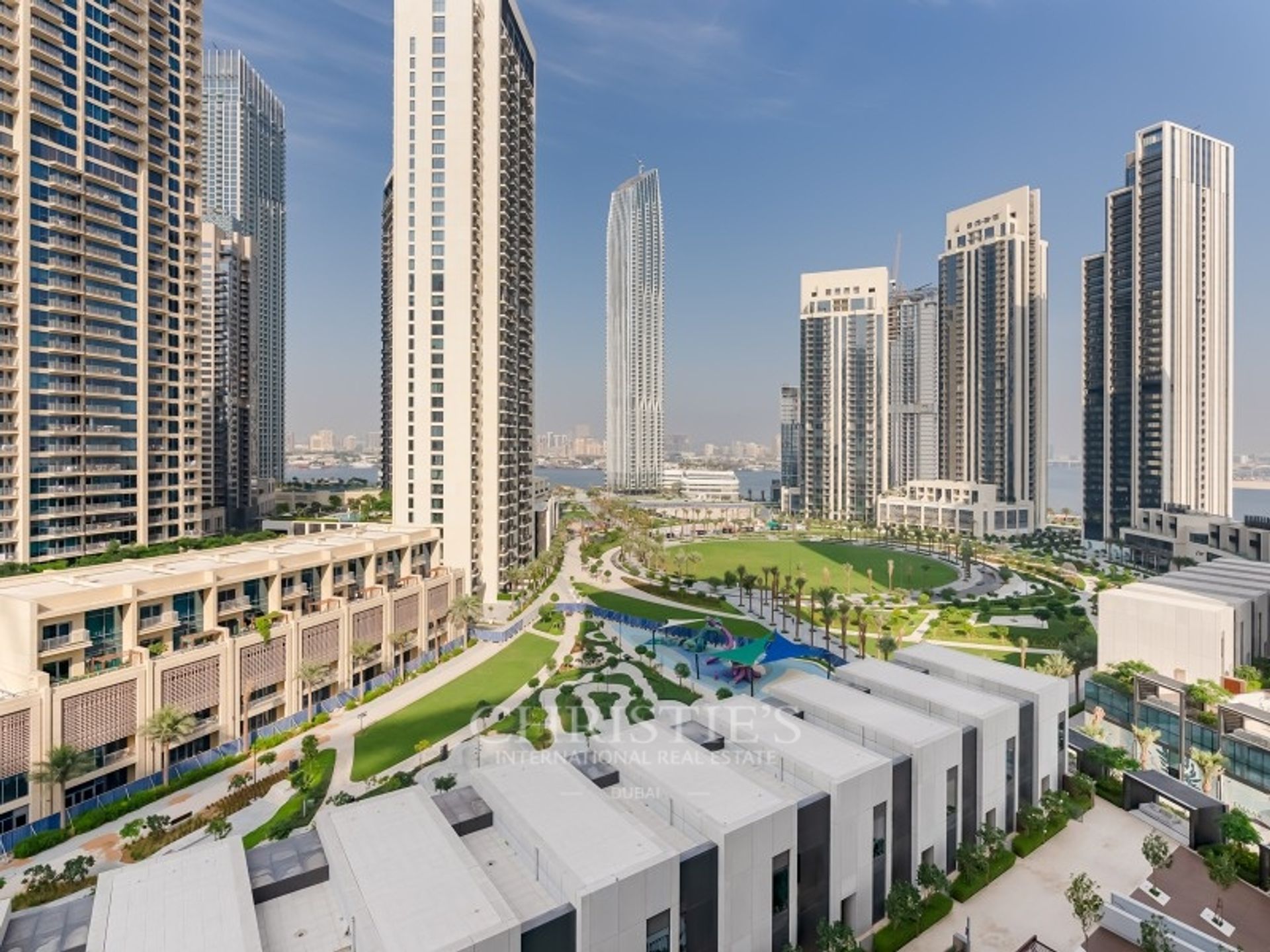 Condominium in Dubai, Dubai 11172735