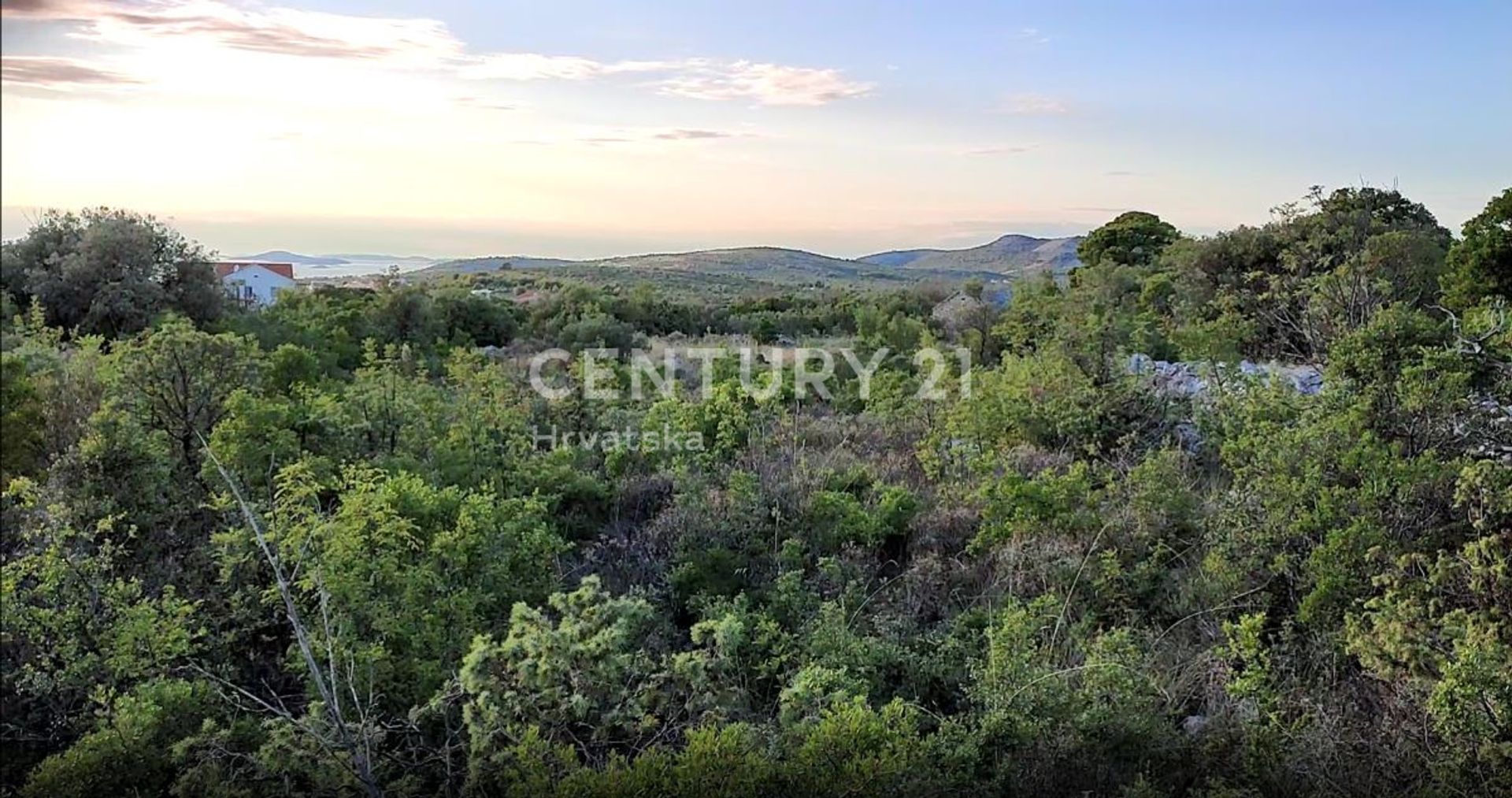 Land in Primosten, Sibensko-Kninska Zupanija 11172784