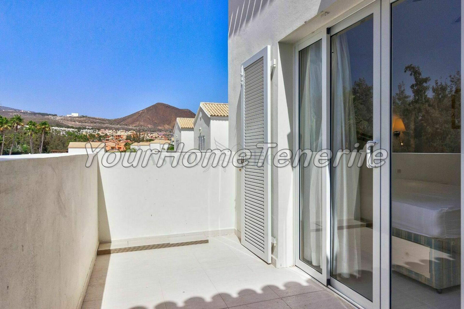 Condominium in Los Cristianos, Canarische eilanden 11172928