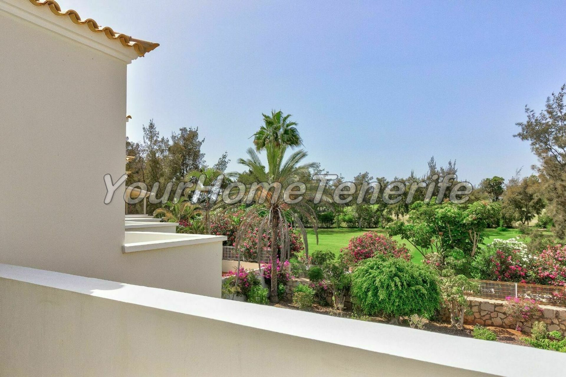 Condominium in Los Cristianos, Canarische eilanden 11172928