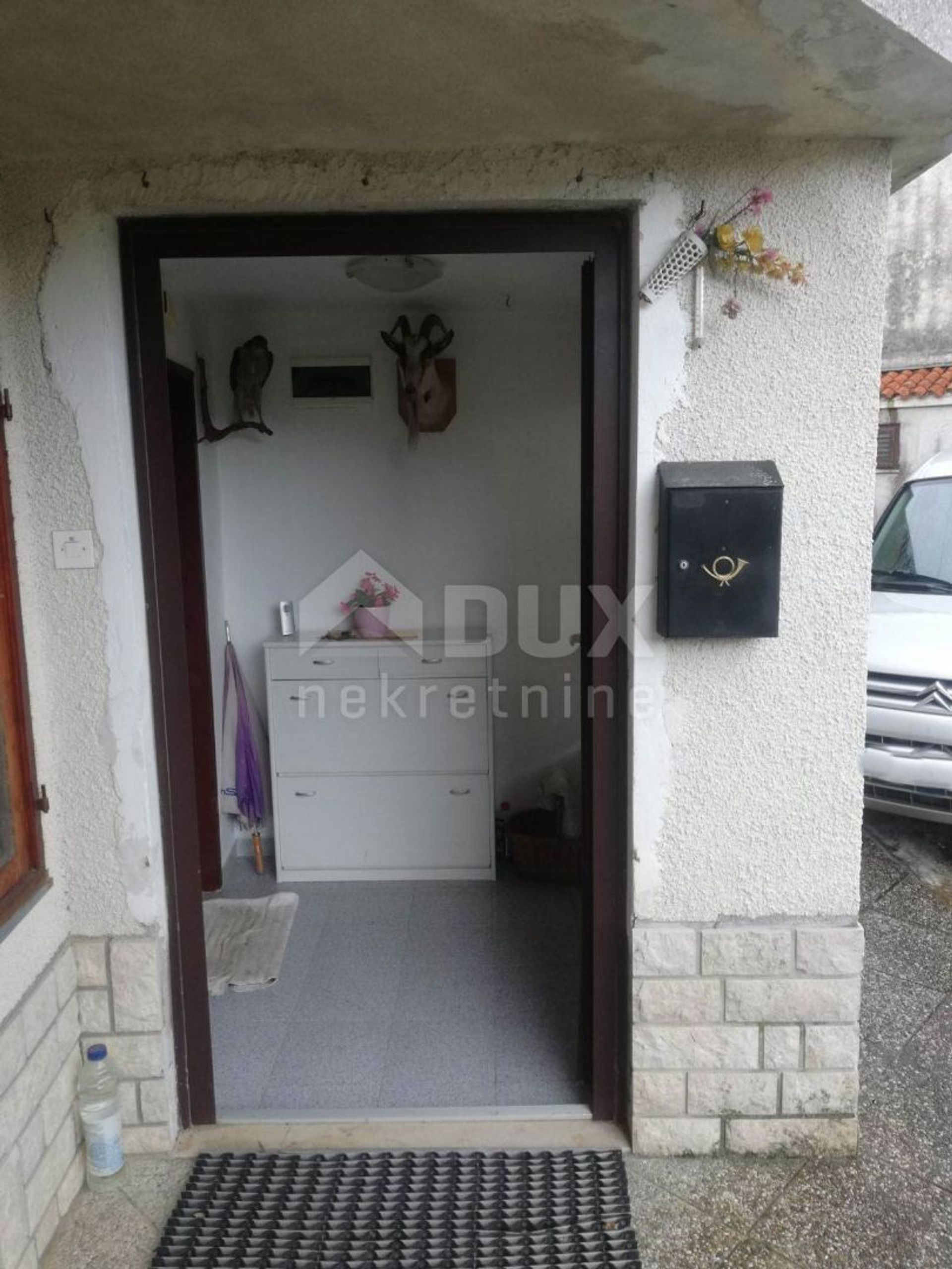 rumah dalam Buzet, Istria County 11173535