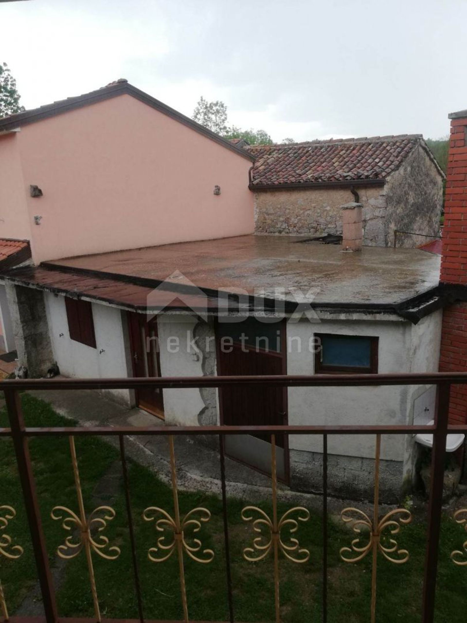 rumah dalam Buzet, Istria County 11173535