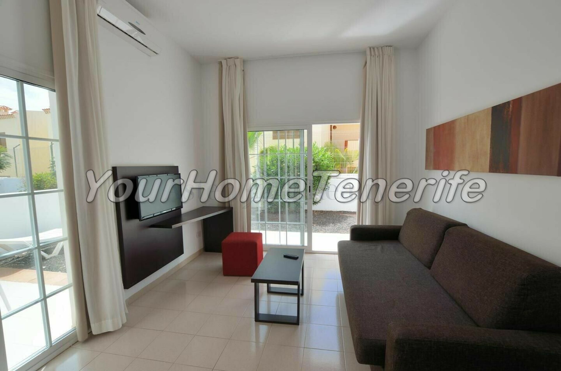 Condominium in Adeje, Canarias 11173550