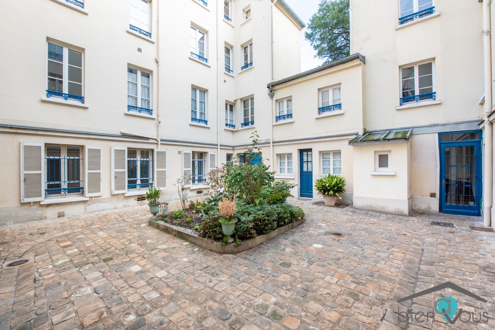 Condominium in Versailles, Yvelines 11173713