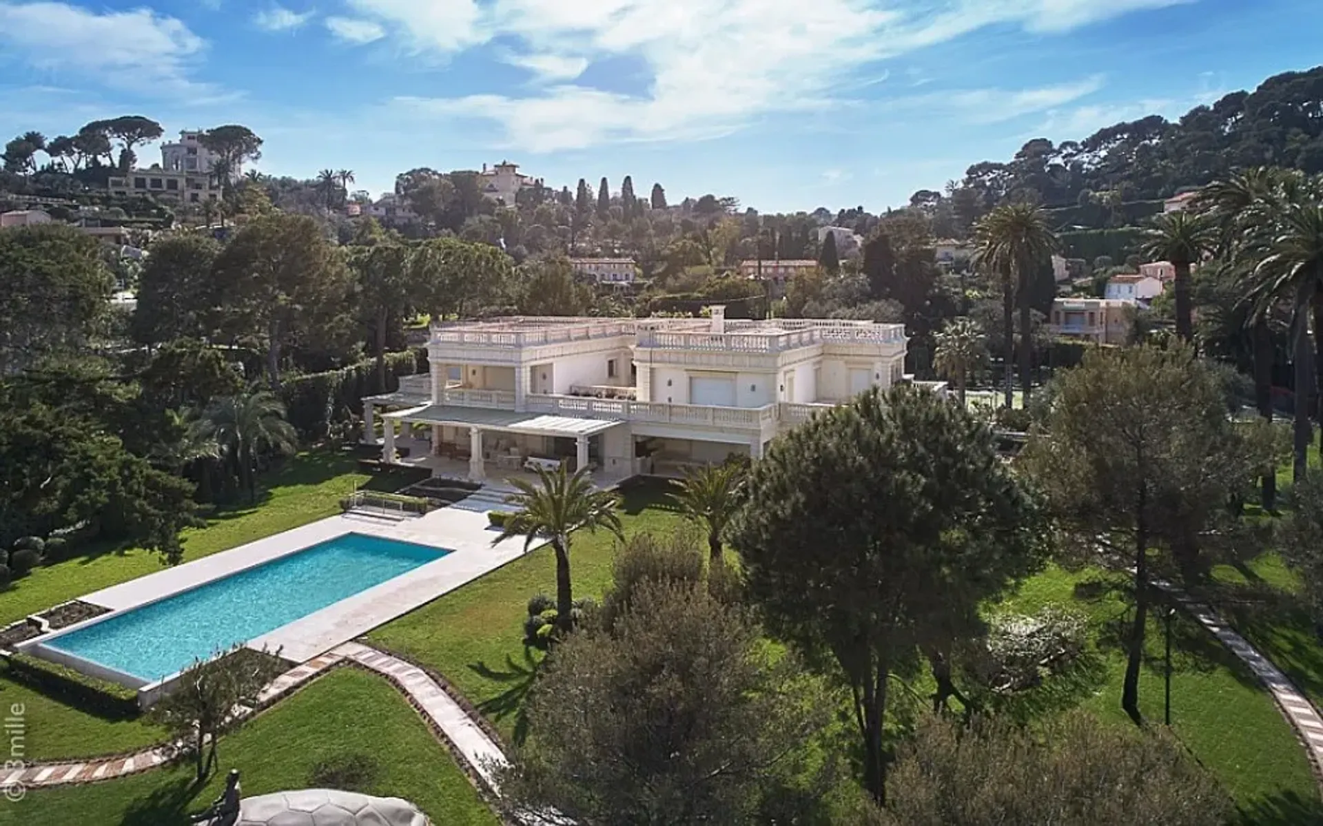 rumah dalam Beausoleil, Provence-Alpes-Côte d'Azur 11174273