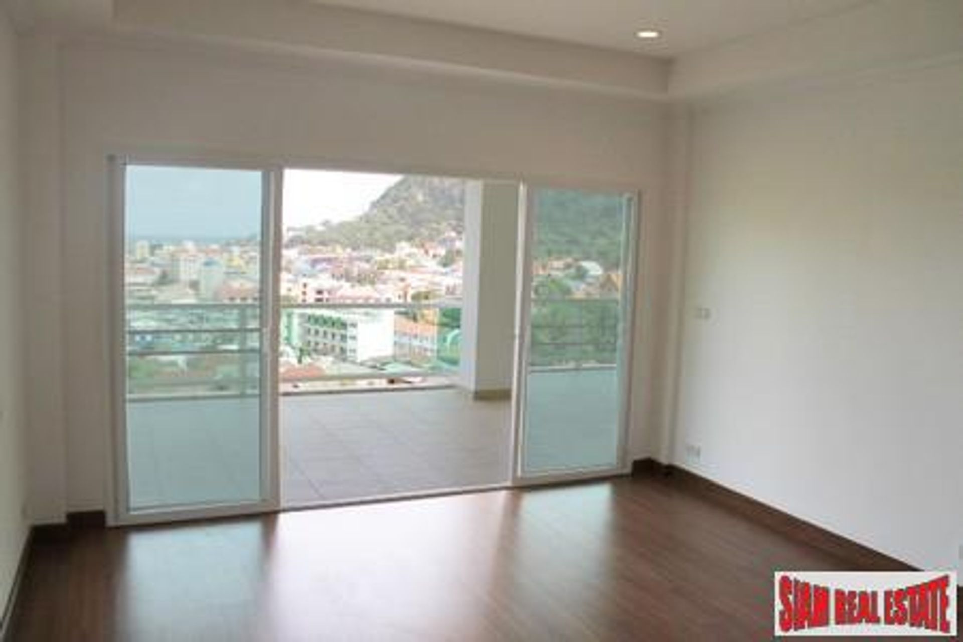 Condominio en Ban Patong, Phuket 11174374