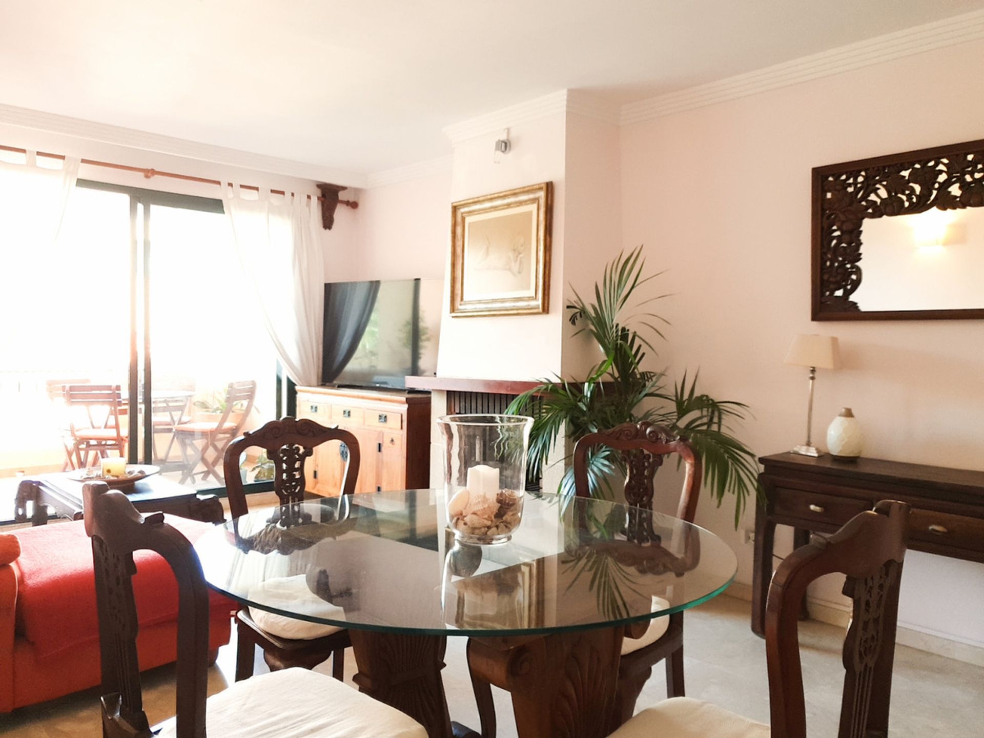 Condominium in Puerto de la Duquesa, Andalusia 11174486