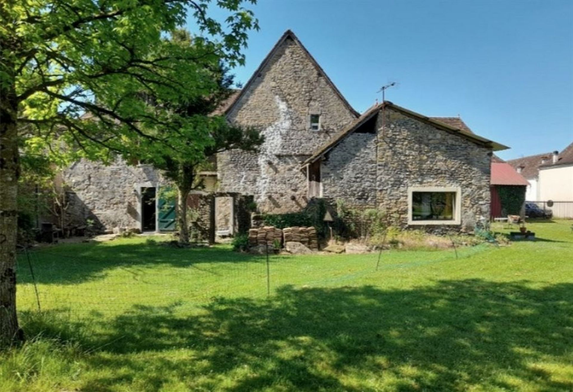 Hus i La Celle-sous-Gouzon, Nouvelle-Aquitaine 11174508