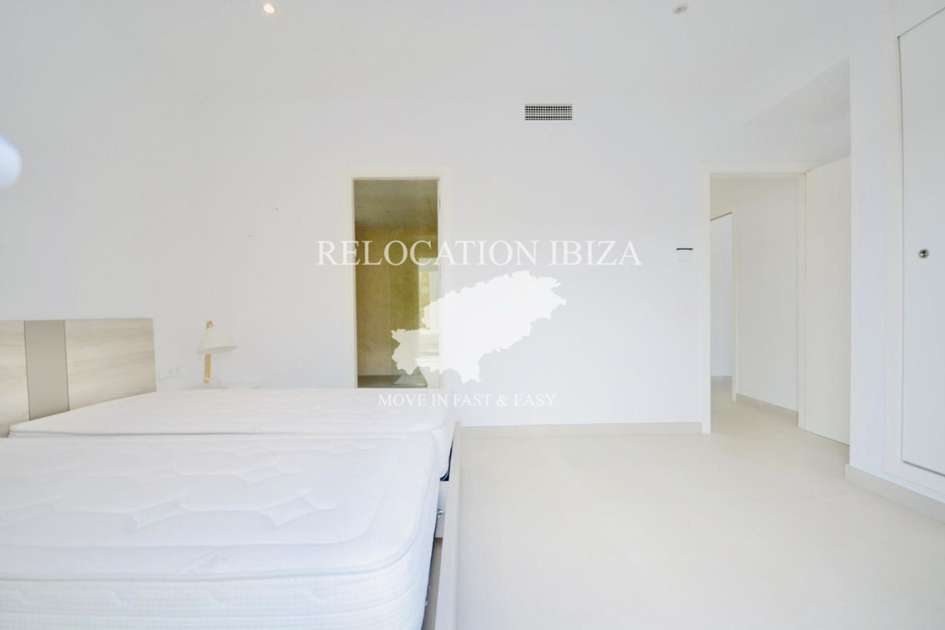 rumah dalam Santa Eulària des Riu, Balearic Islands 11174555