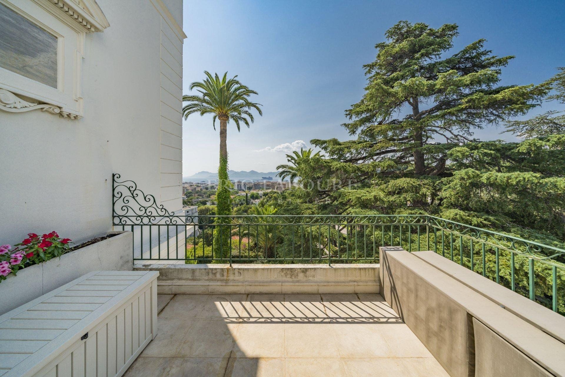 Condominio en Cannes, Alpes-Maritimes 11175457