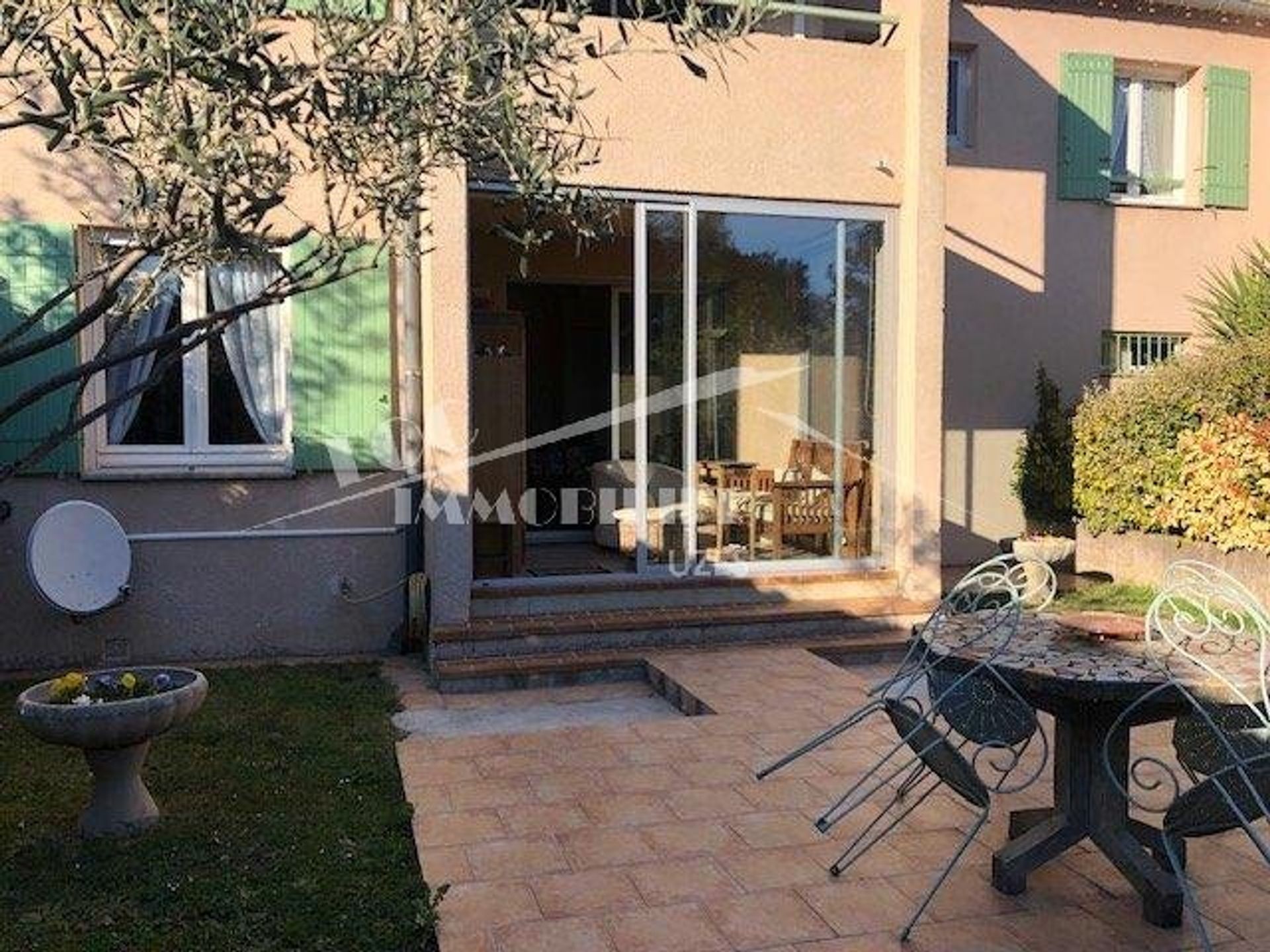 Condominio en Uzès, Gard 11175482