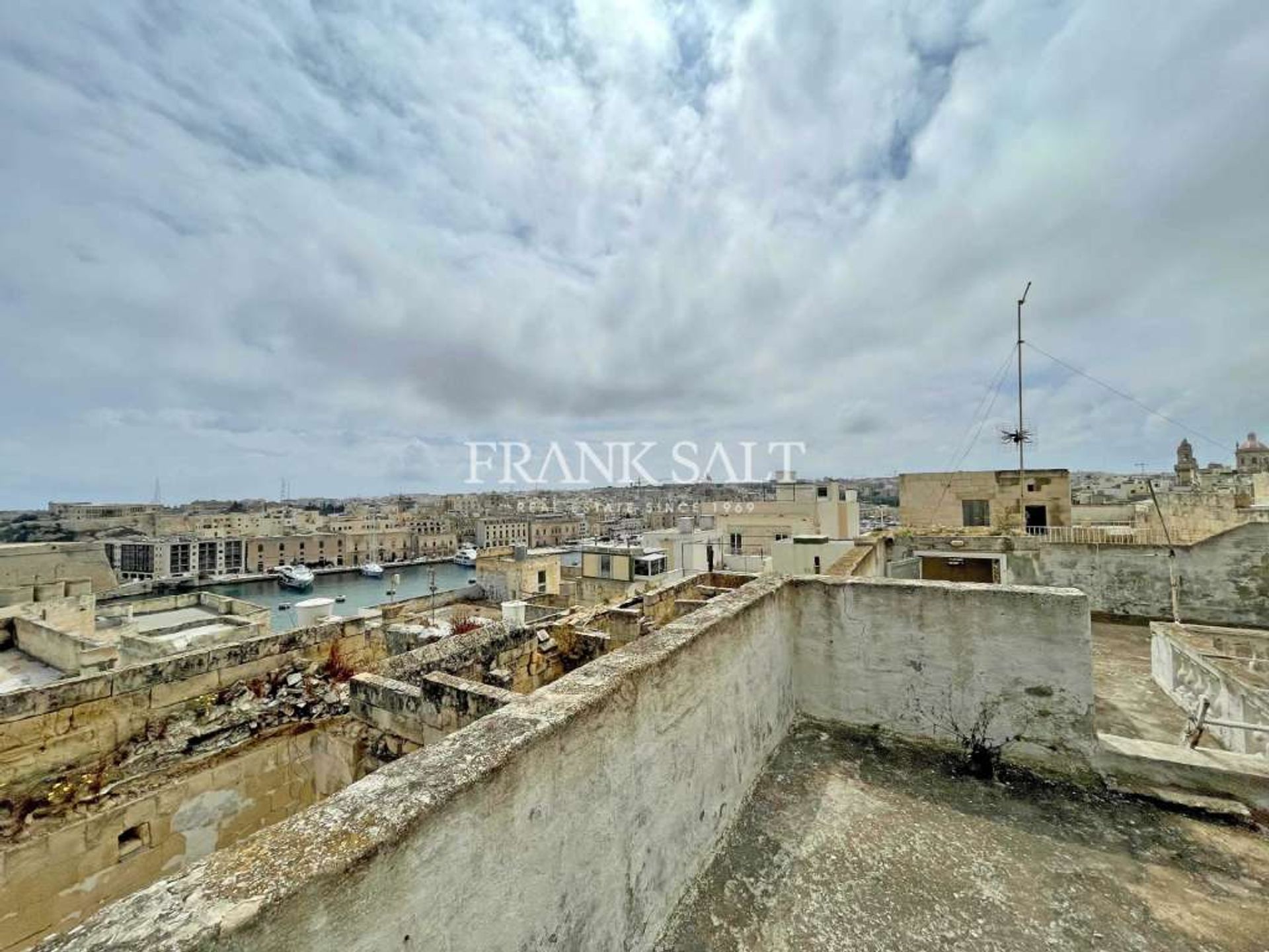 Hus i Senglea, Isla 11175884