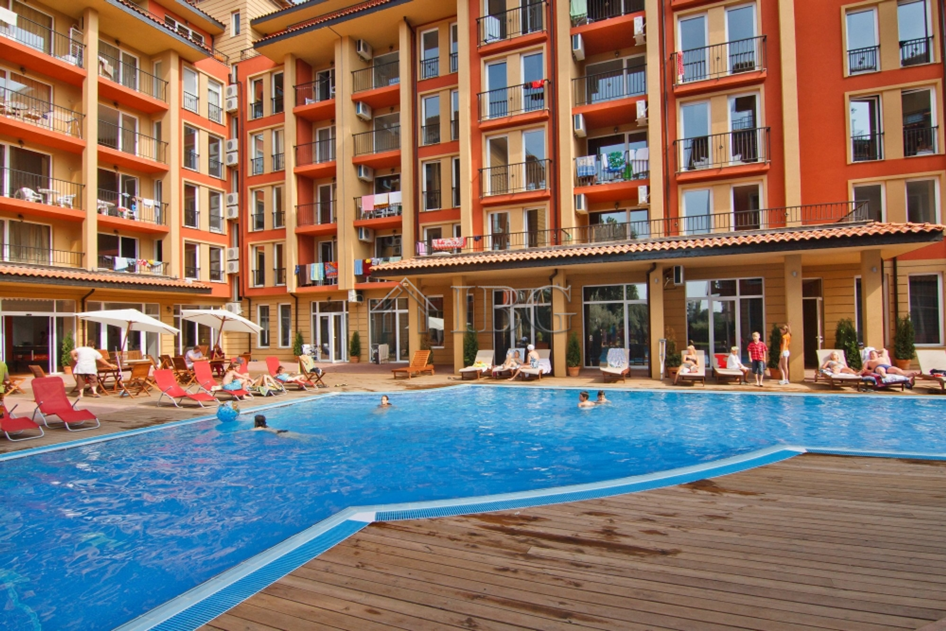 Condominium dans Sunny Beach, Burgas 11176277