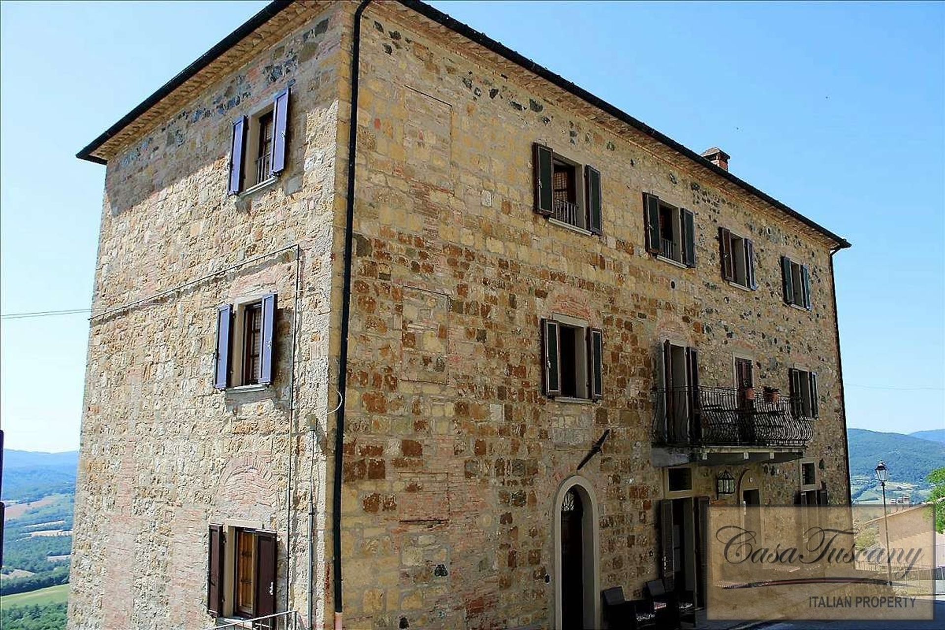 Teollinen sisään Castelnuovo di Val di Cecina, Tuscany 11176360