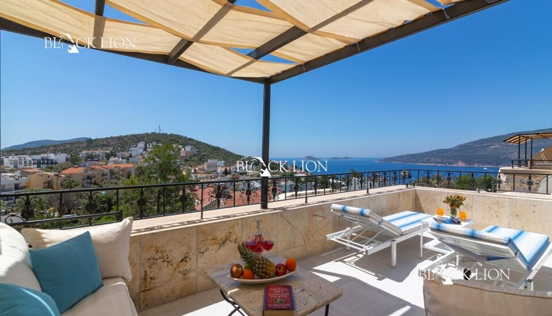 Condominium in Kalkan, Antalya 11176490