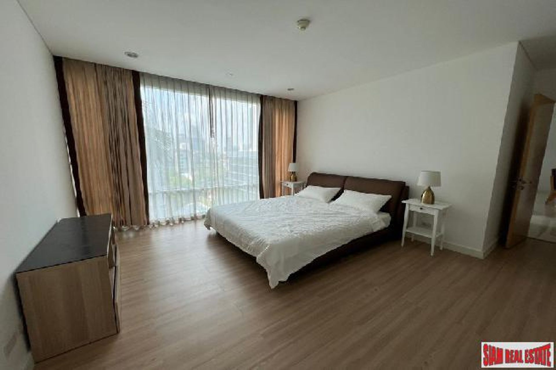 Condominium in Watthana, Krung Thep Maha Nakhon 11176737