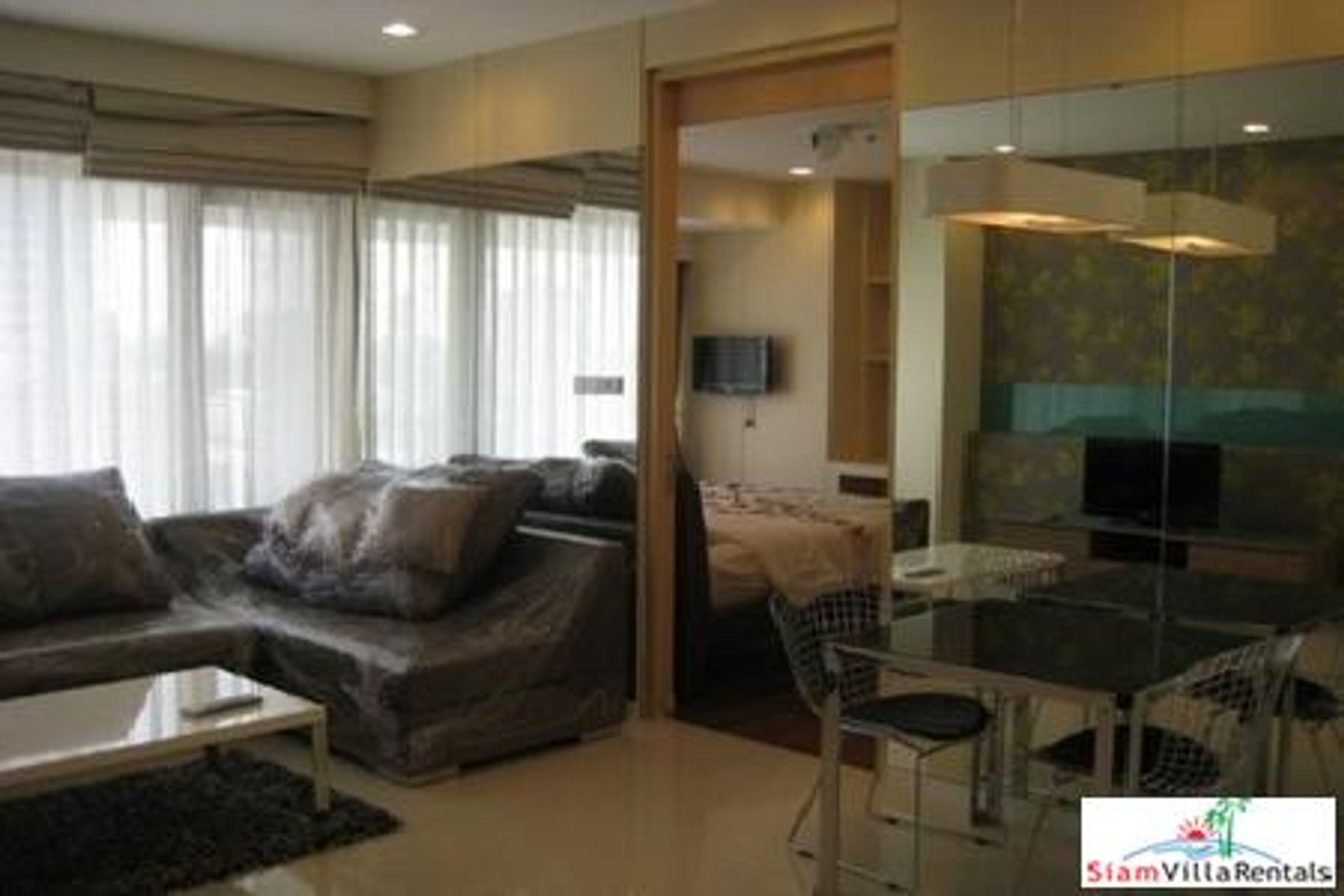 Condominium in Bang Rak, Krung Thep Maha Nakhon 11176745