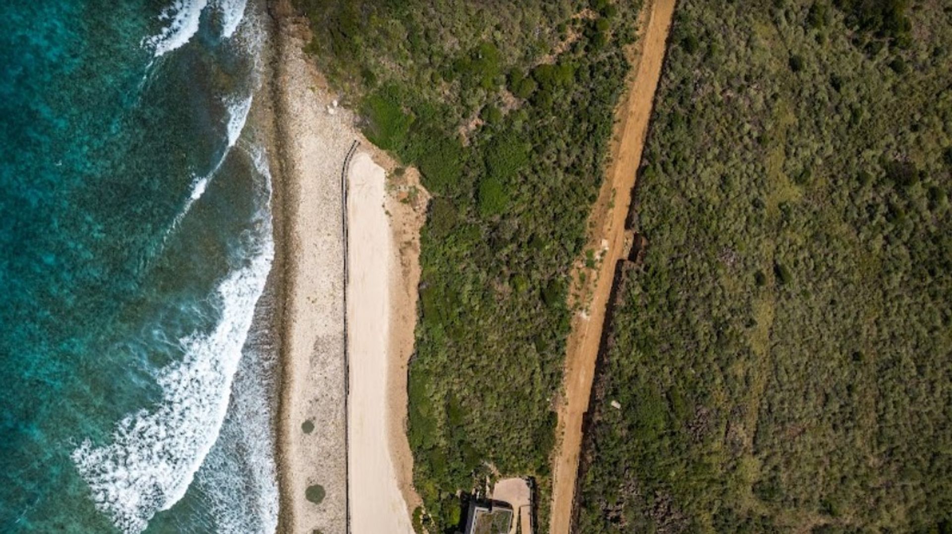 Tierra en bahía de coral, Islas Virgenes 11176797