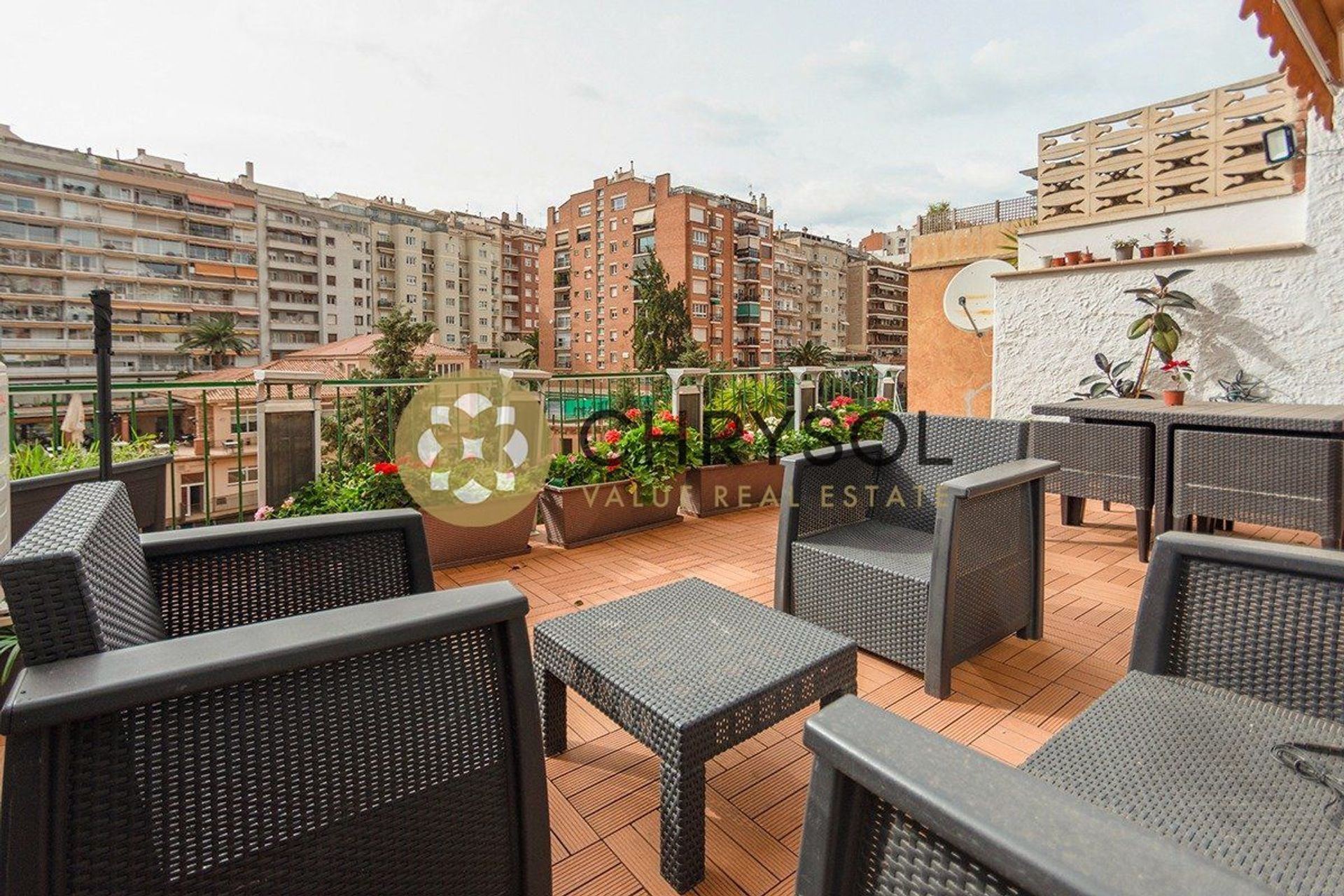 Condominium dans Barcelona, Catalunya 11176965