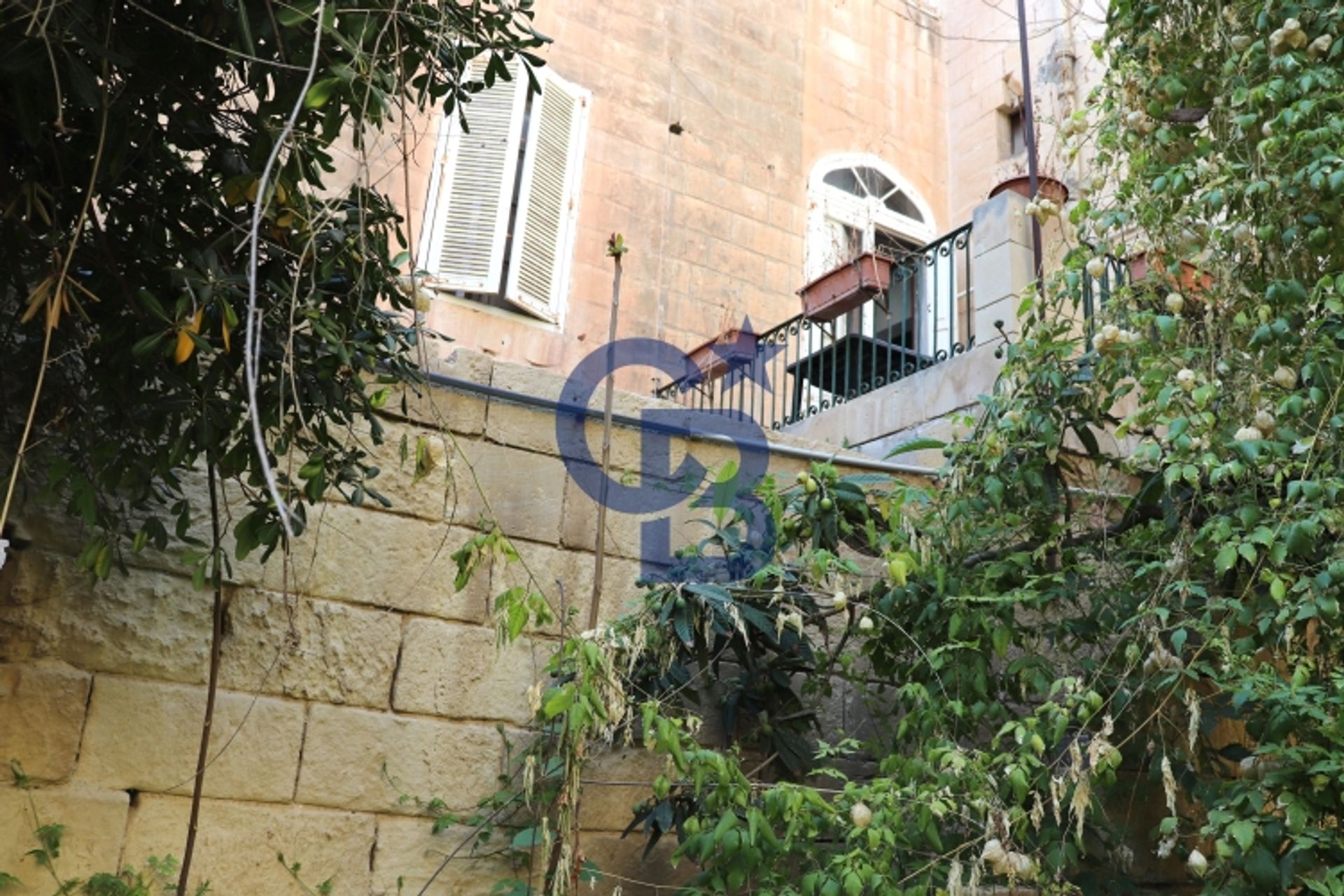 Condominium in Sliema,  11177347