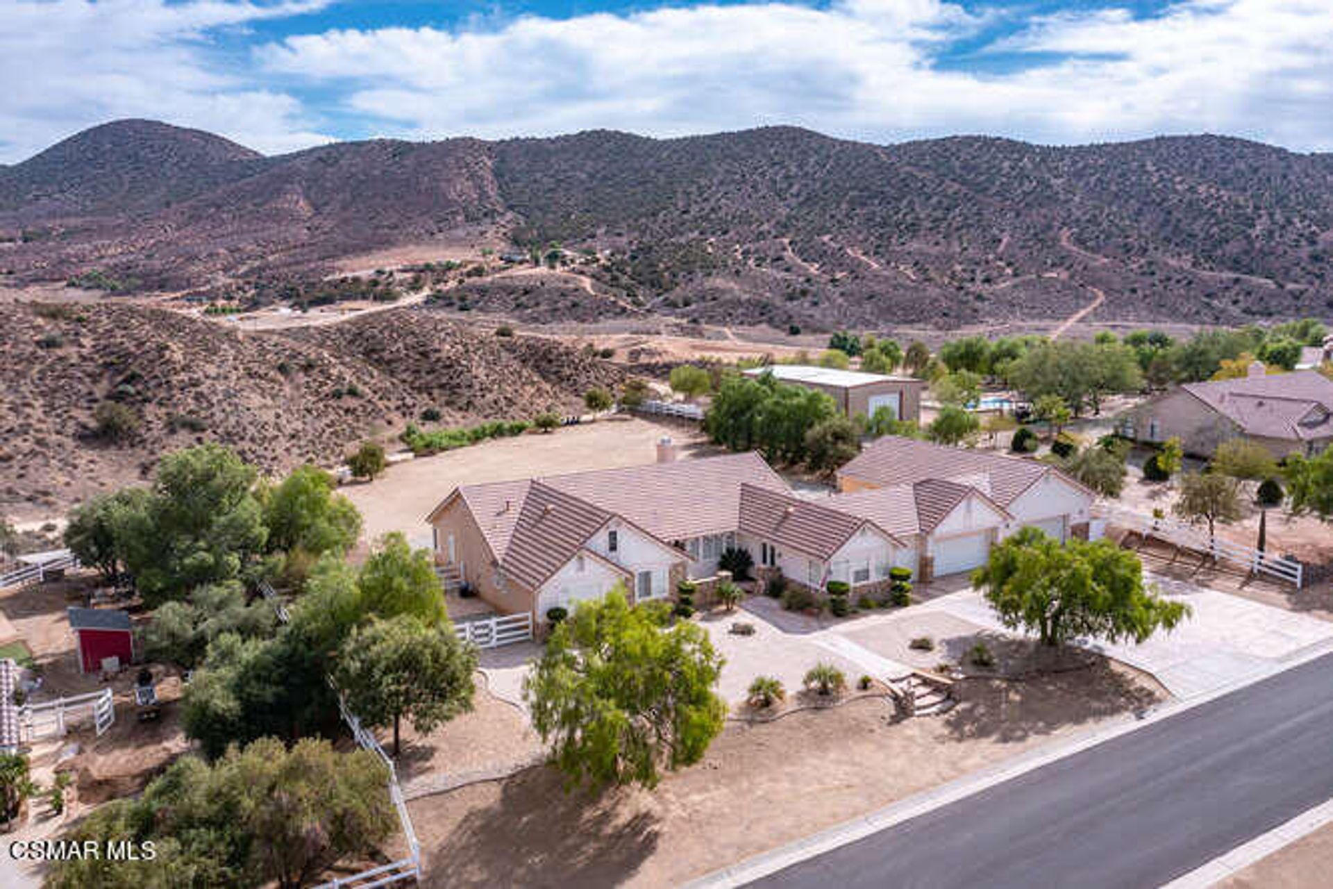 بيت في Agua Dulce, California 11177355