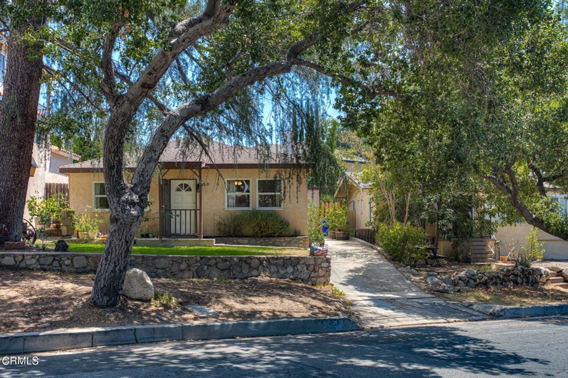 House in La Crescenta-Montrose, California 11177425