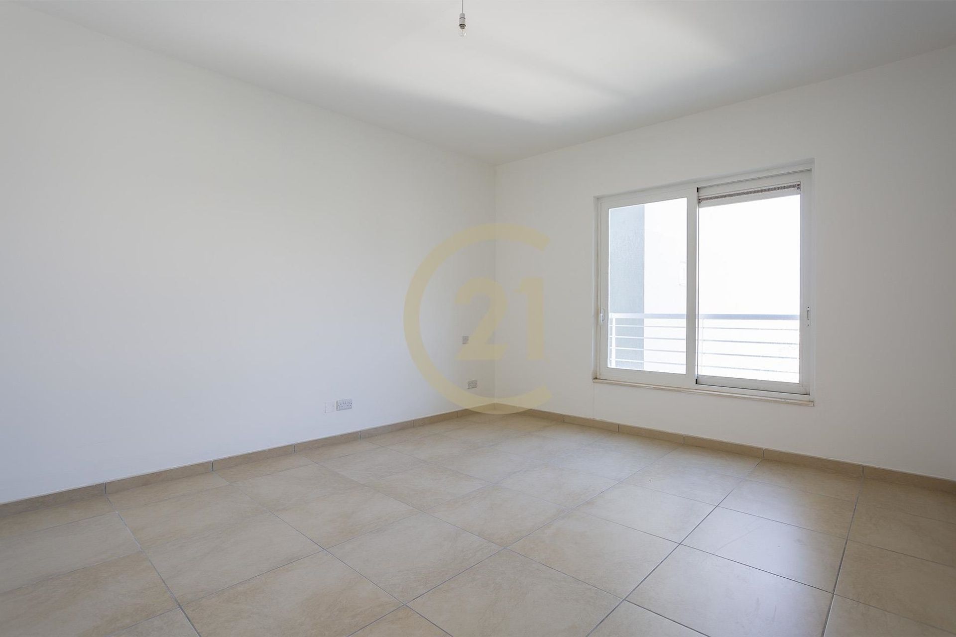 Condominium in Sliema,  11177616