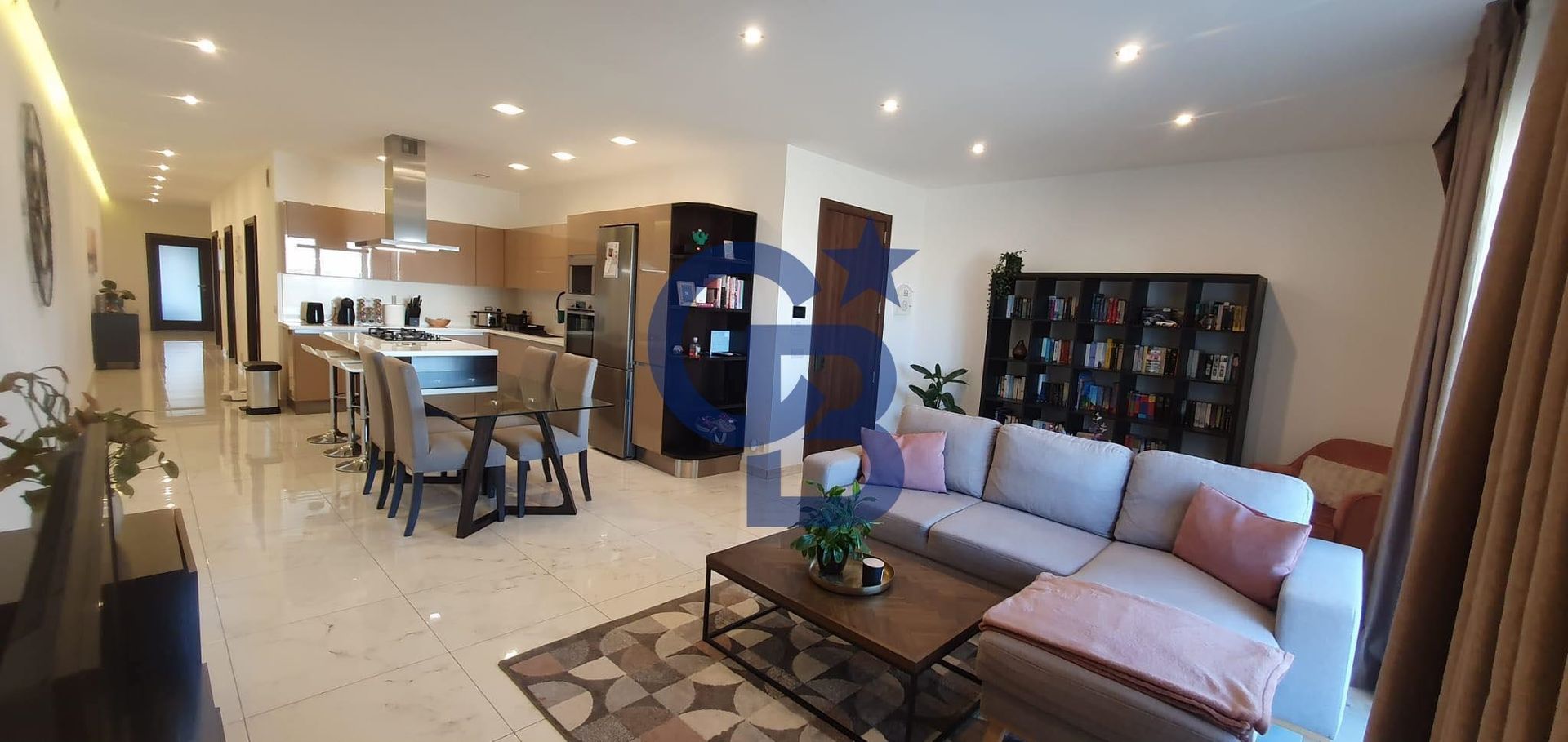 Condominium in Mgarr,  11177693