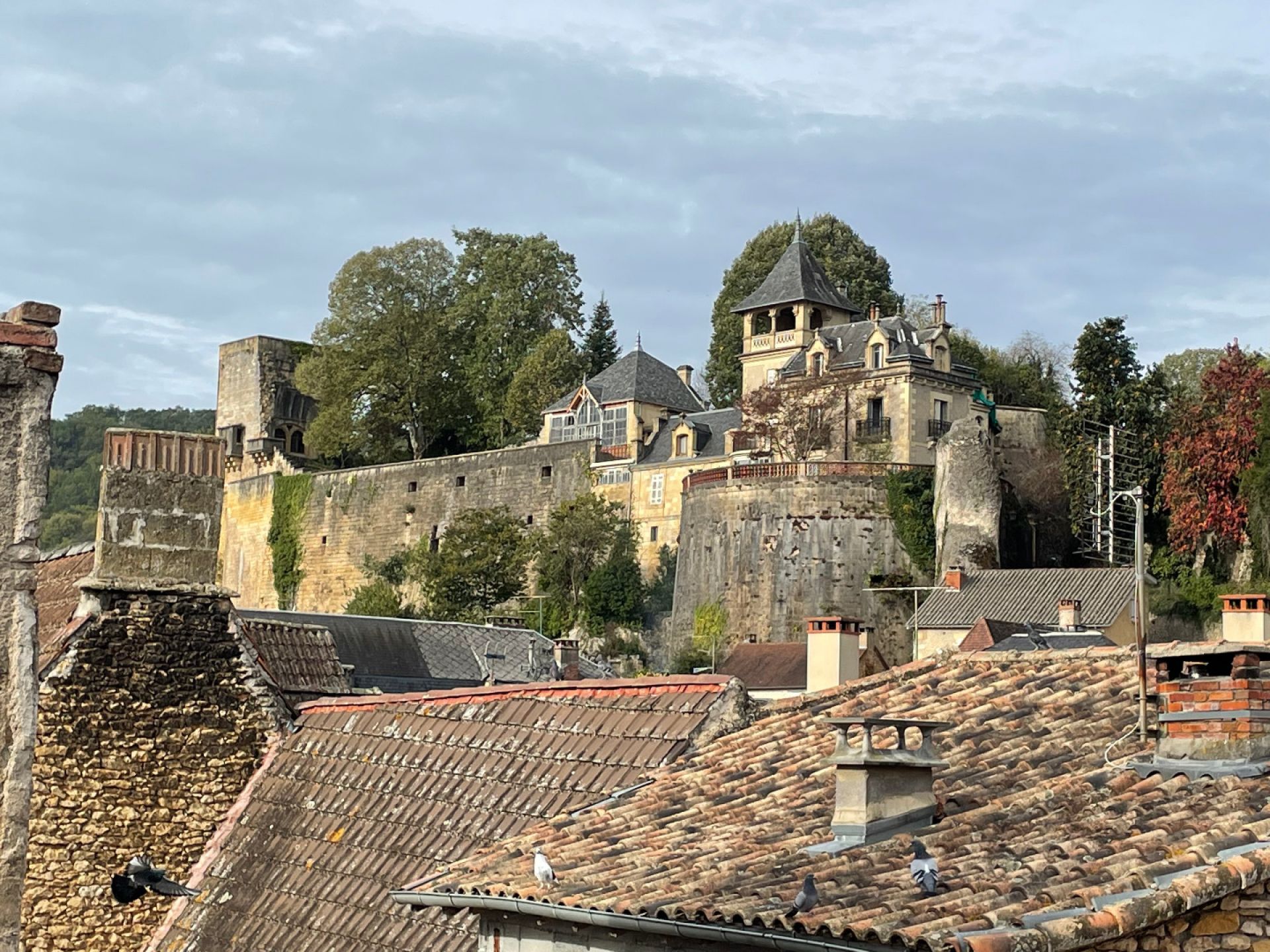 σπίτι σε Saint-Cyprien, Nouvelle-Aquitaine 11177919