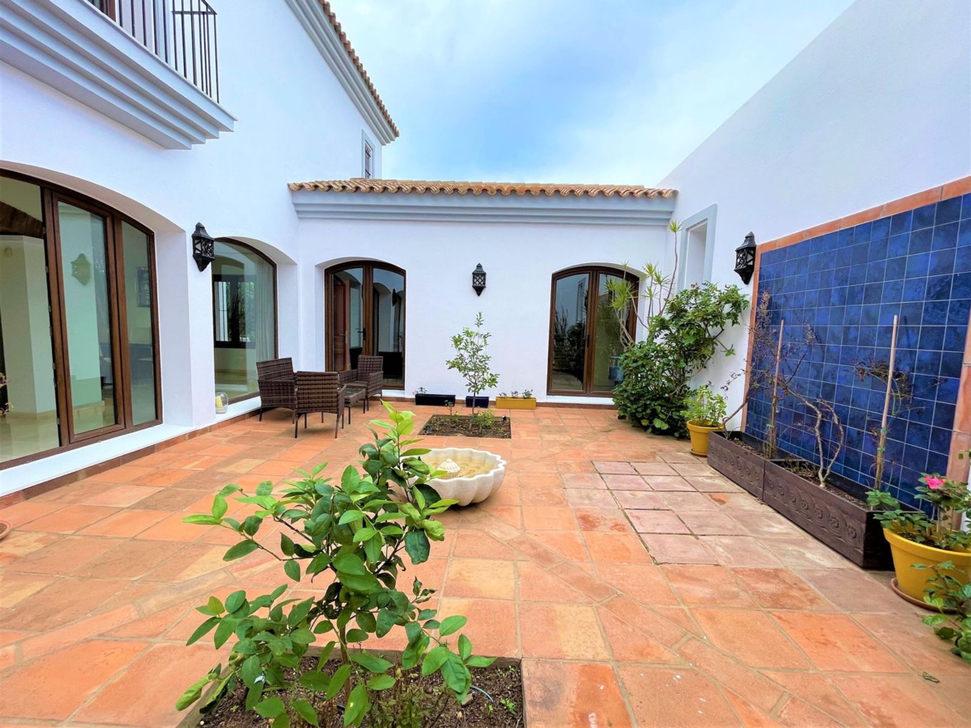 Casa nel Puerto de la Duquesa, Andalusia 11178642